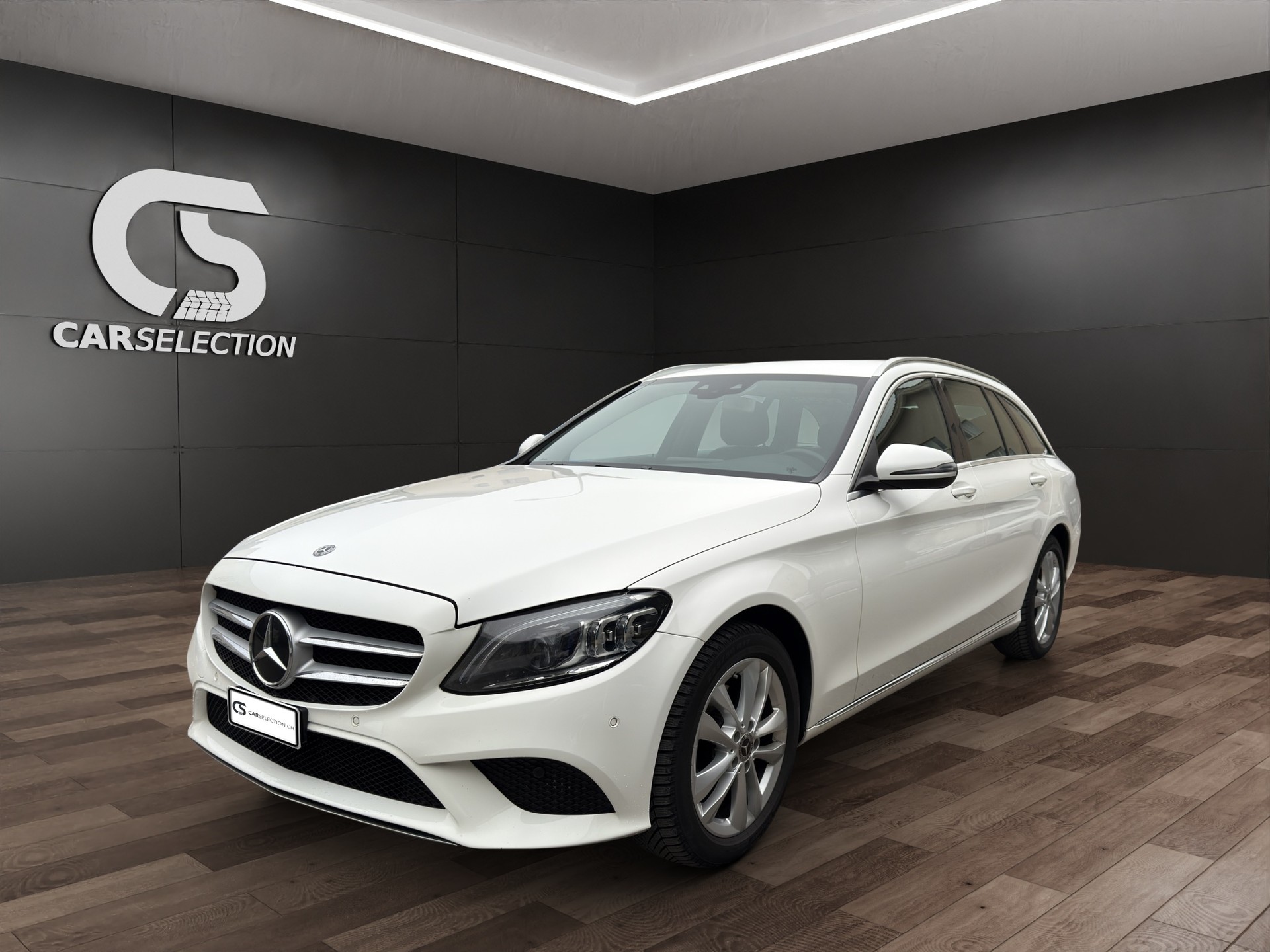 MERCEDES-BENZ C 220 d Avantgarde 4Matic 9G-Tronic**Sommer & Winter Reifen**