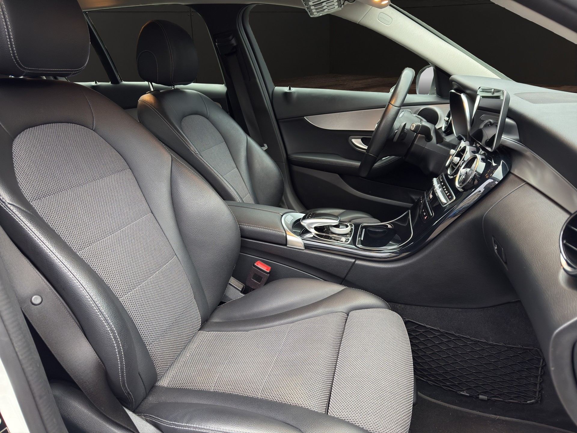 MERCEDES-BENZ C 220 d Avantgarde 4Matic 9G-Tronic**Sommer & Winter Reifen** - 14