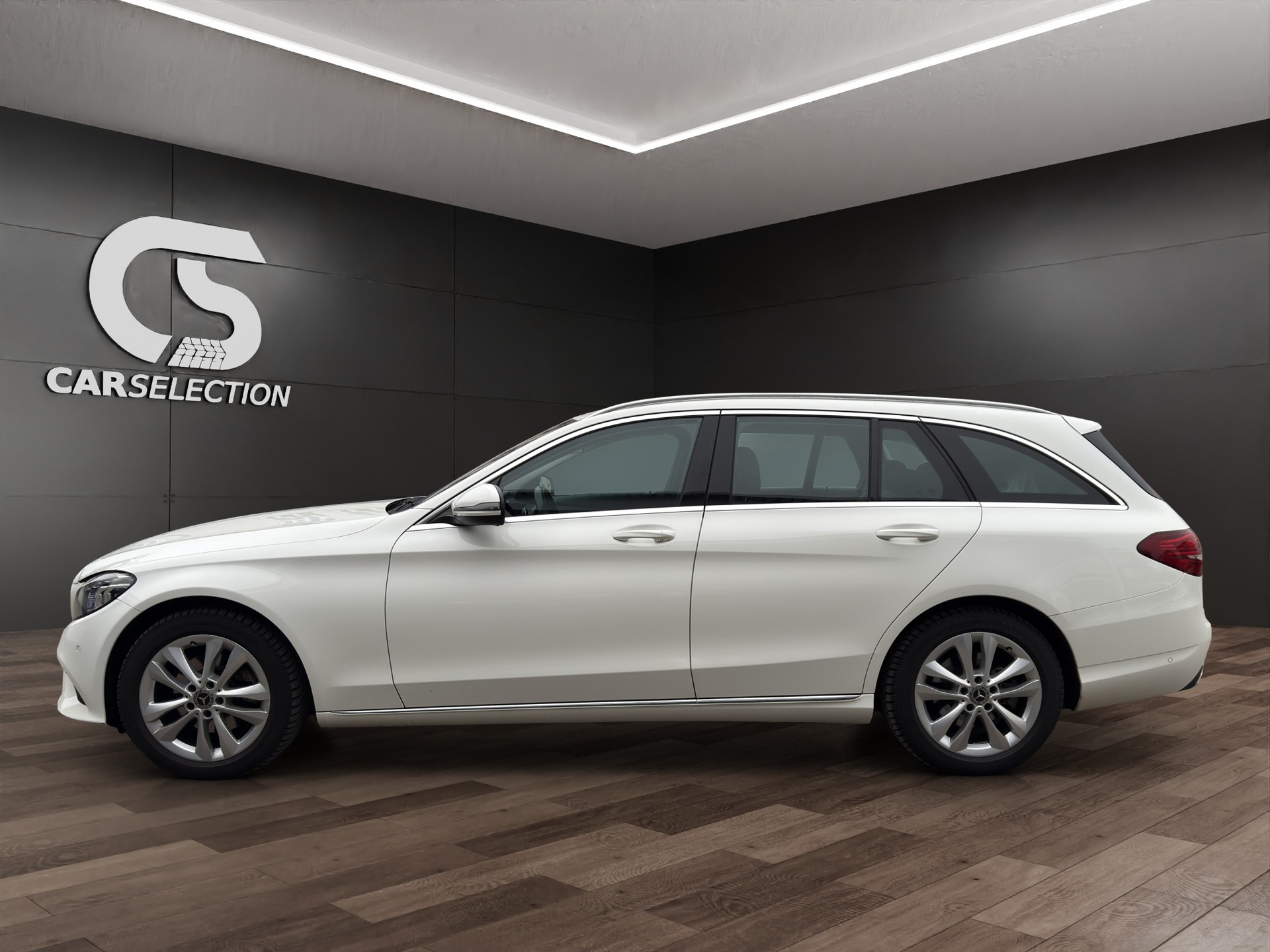MERCEDES-BENZ C 220 d Avantgarde 4Matic 9G-Tronic**Sommer & Winter Reifen** - 2