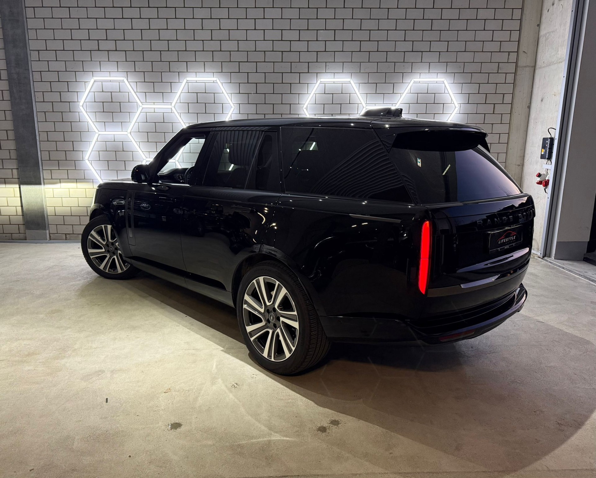 LAND ROVER Range Rover P530 4.4 V8 SV Automatic - 3