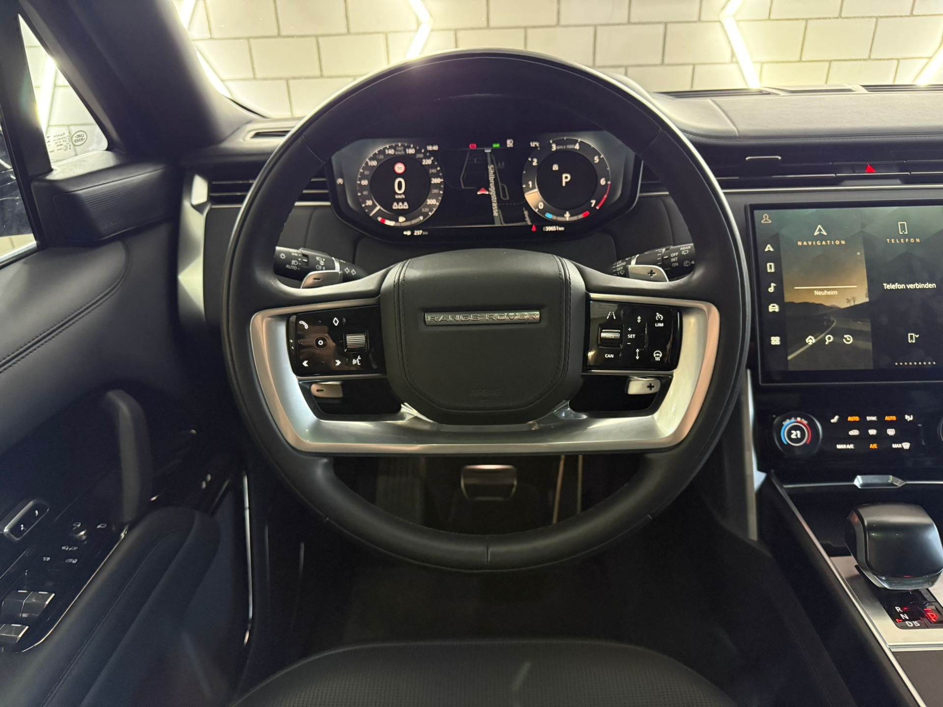 LAND ROVER Range Rover P530 4.4 V8 SV Automatic - 8