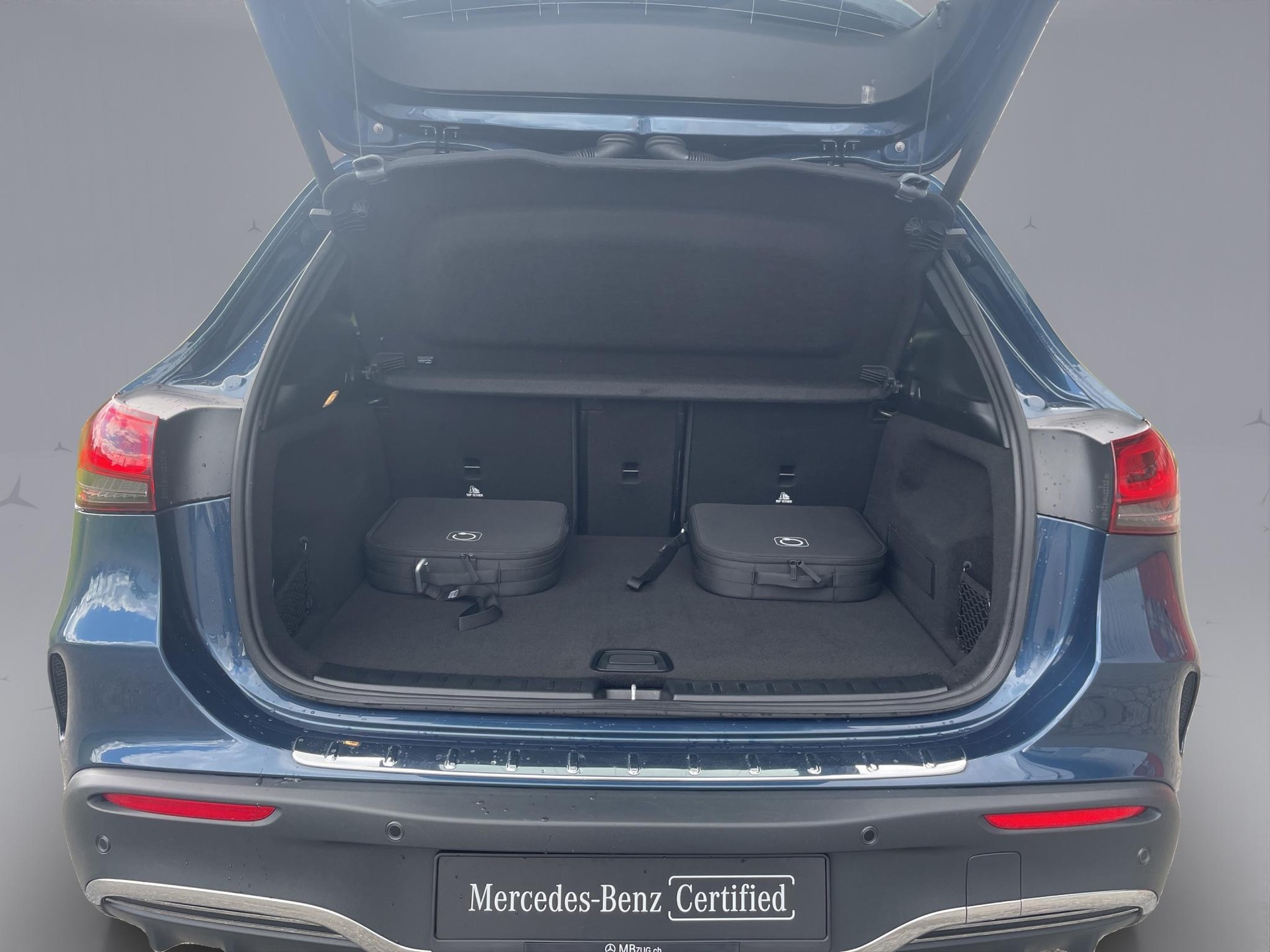 MERCEDES-BENZ EQA 300 Swiss Star AMG Line 4matic - 19
