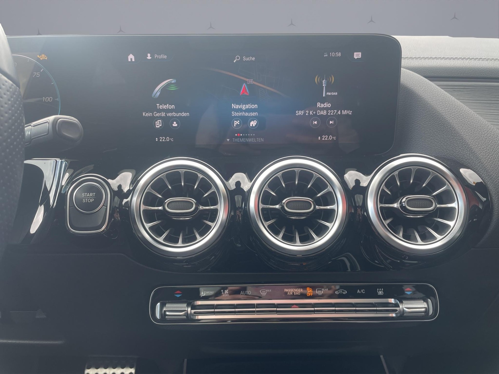 MERCEDES-BENZ EQA 300 Swiss Star AMG Line 4matic - 16