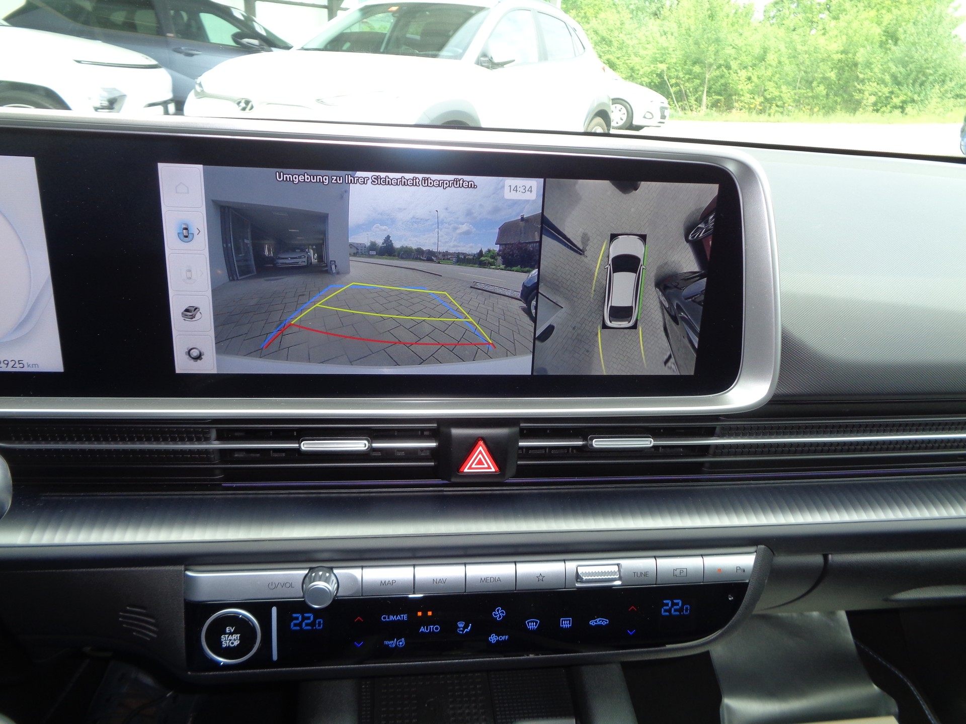 HYUNDAI Ioniq 6 77kWh Launch Edition 4WD - 9