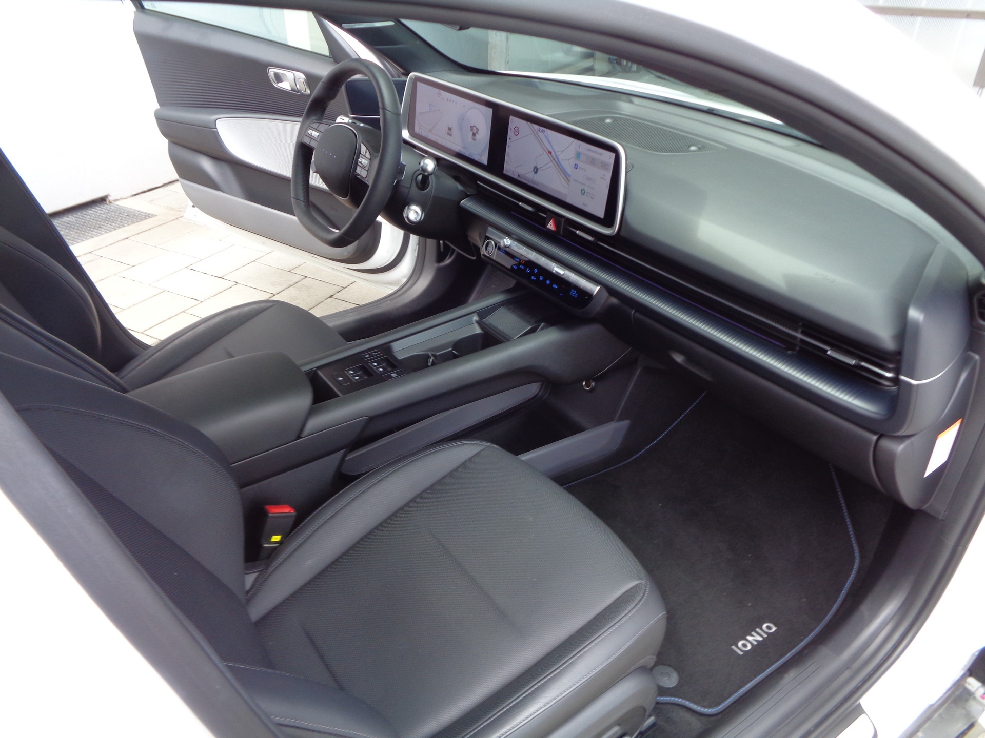 HYUNDAI Ioniq 6 77kWh Launch Edition 4WD - 10