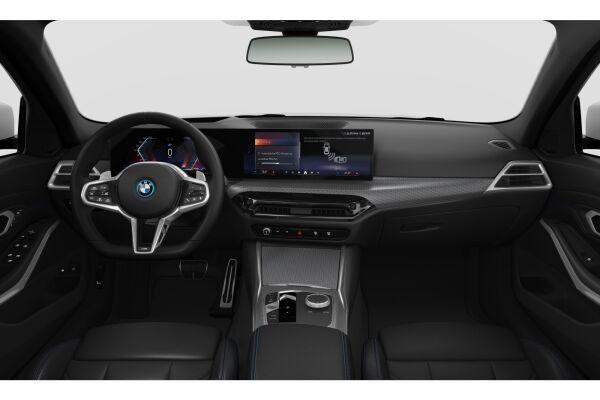 BMW 330e M Sport Touring xDrive hybrides G21 (CH) AHK 1.8T - 4
