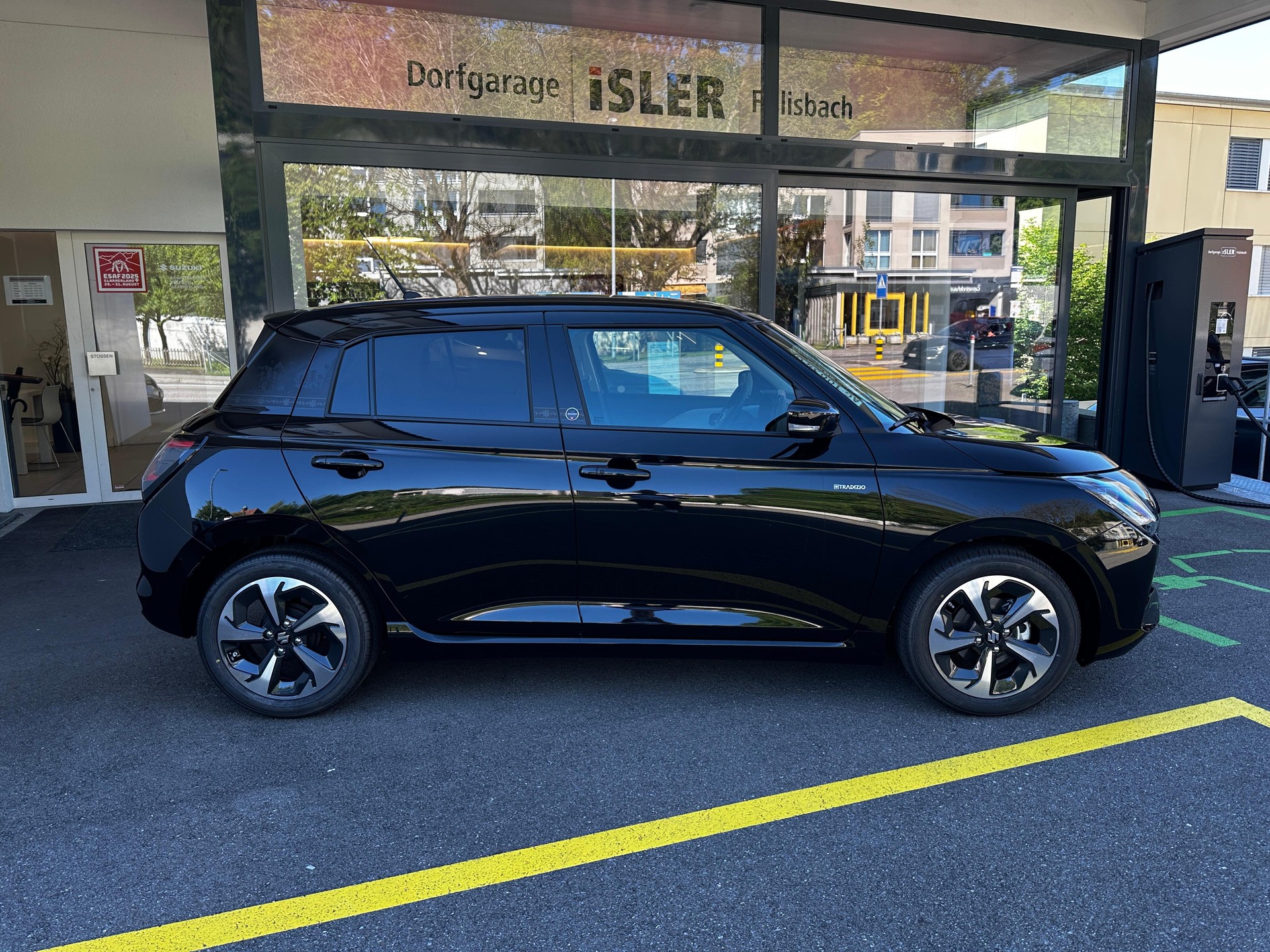 SUZUKI Swift 1.2 Tradizio Top Hybrid - 2