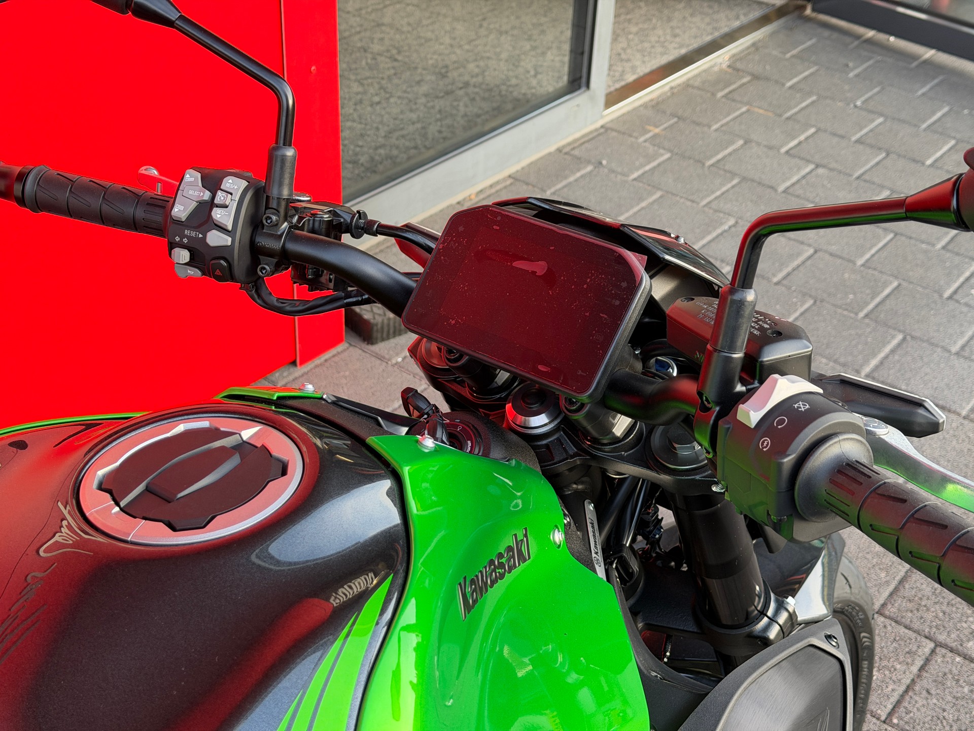 KAWASAKI Z 900 (35kW) - 10