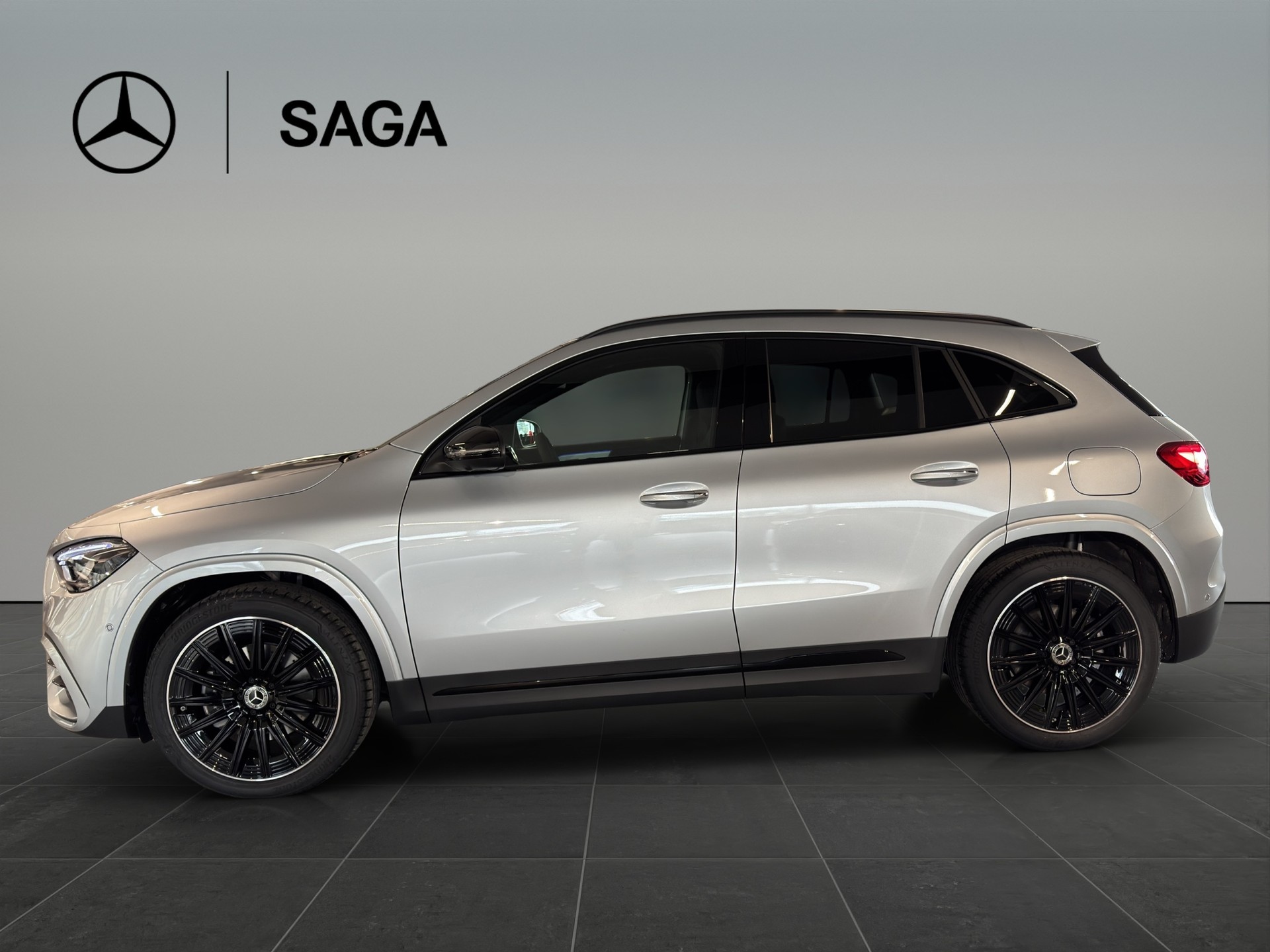 MERCEDES-BENZ GLA 220d 4Matic 8G-DCT - 3