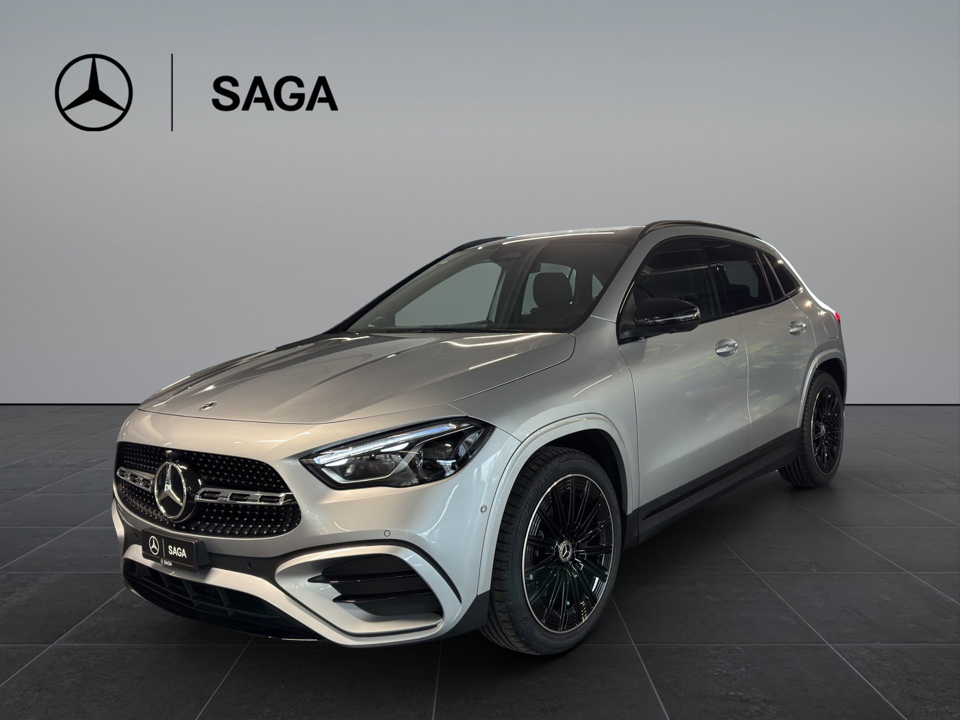 MERCEDES-BENZ GLA 220d 4Matic 8G-DCT