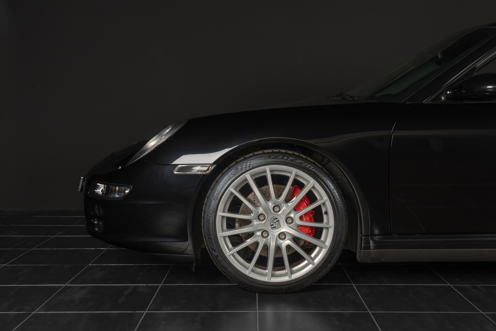 PORSCHE 911 Carrera 4S - 3