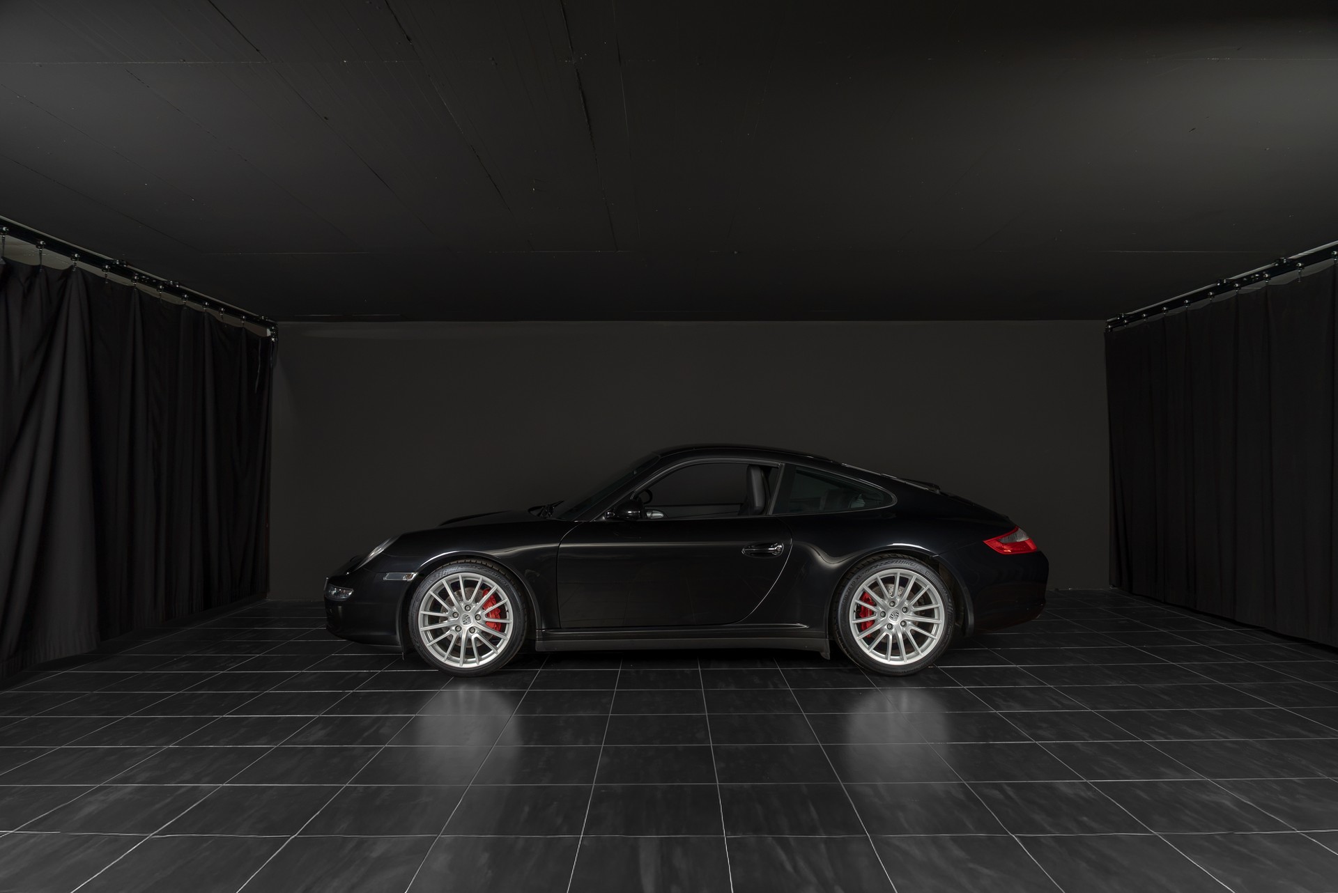 PORSCHE 911 Carrera 4S - 2