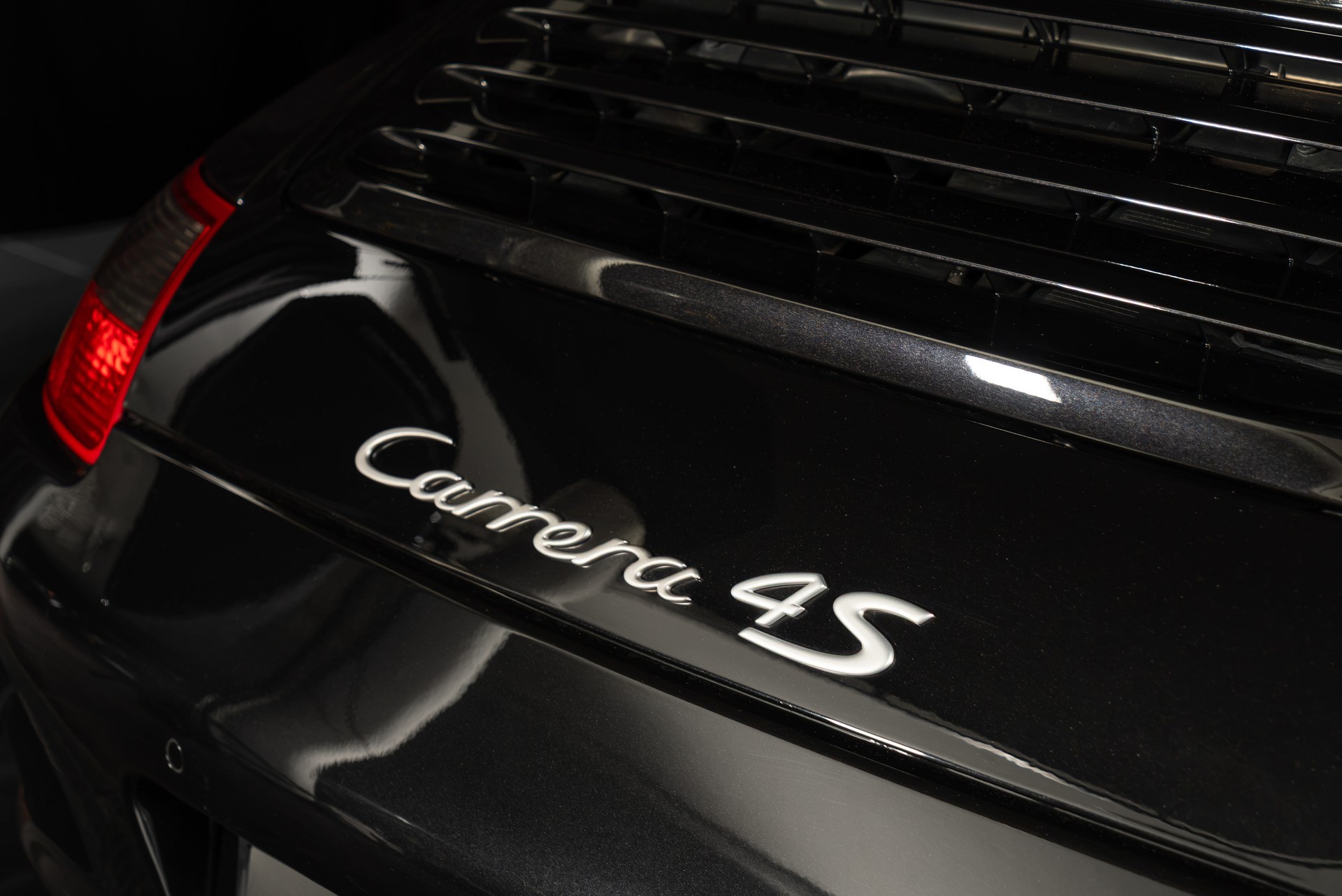 PORSCHE 911 Carrera 4S - 10