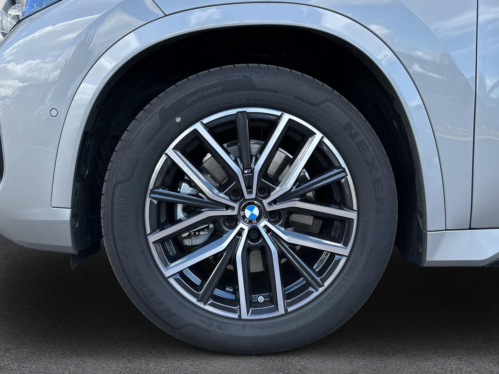 BMW iX1 30 M Sport xDrive U11 (CH) AHK 1.2T 📍 - 9