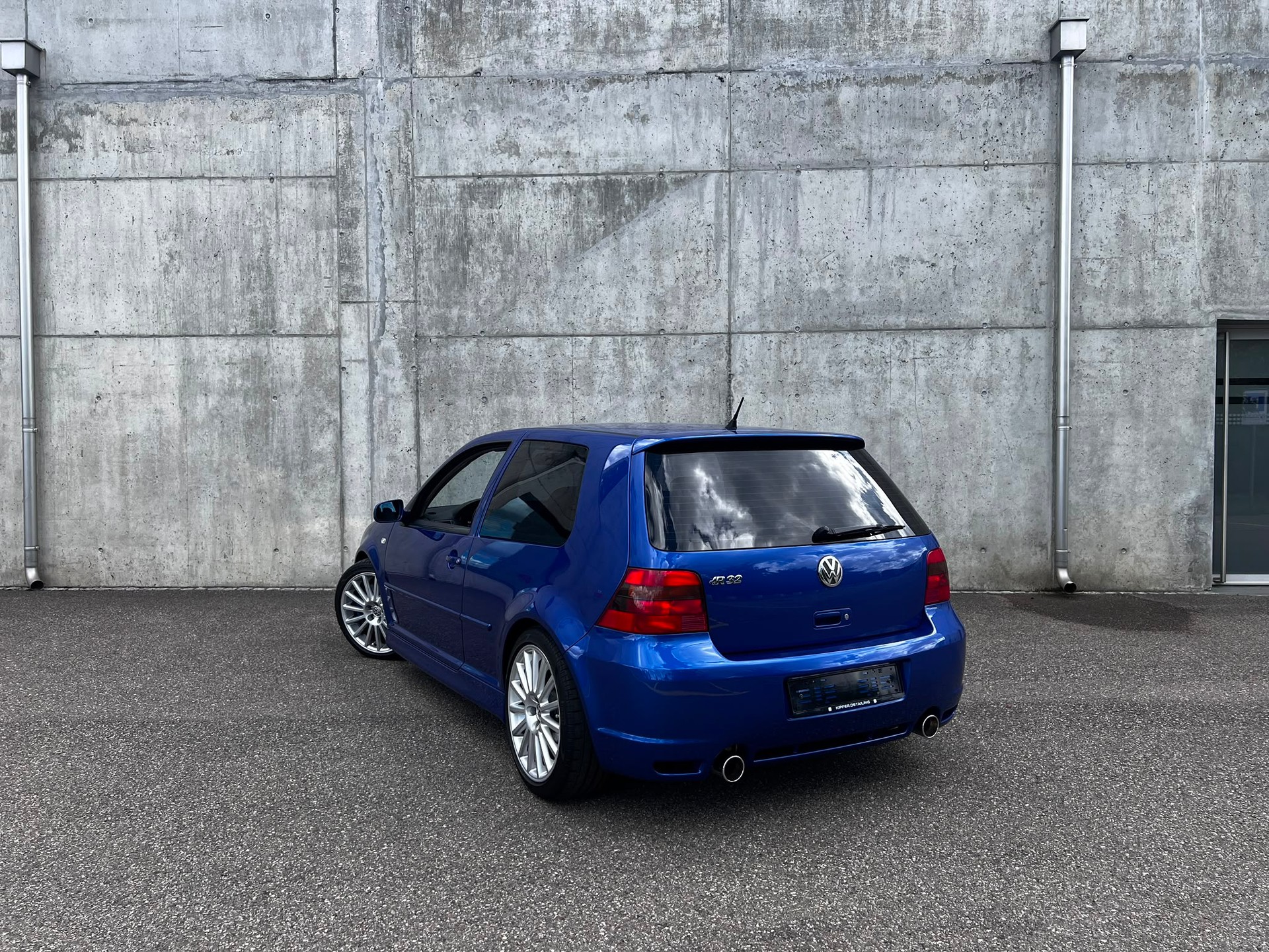 VW Golf R32 4Motion - 4