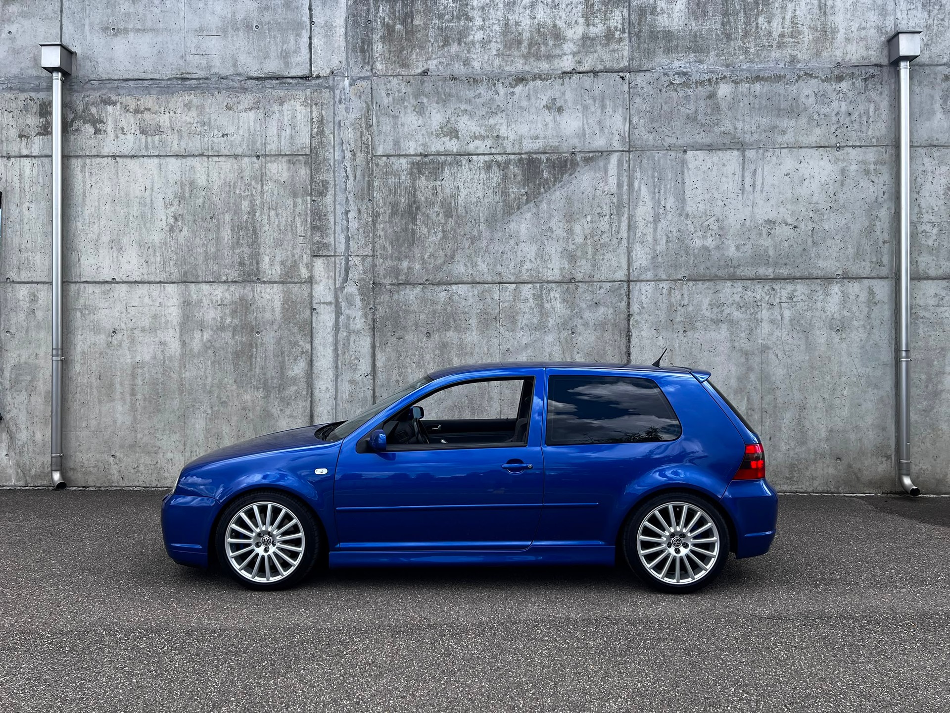 VW Golf R32 4Motion - 3