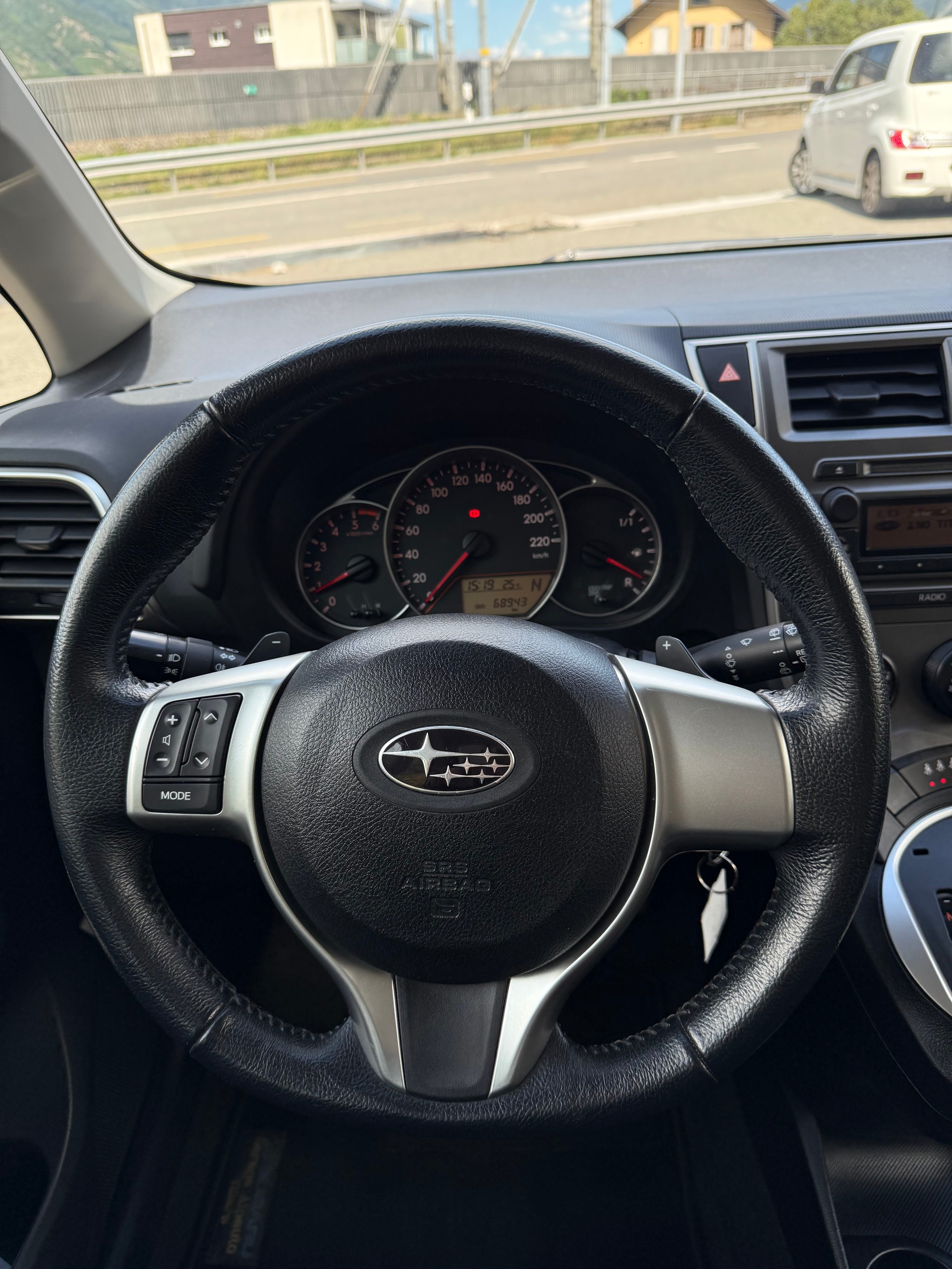 SUBARU Trezia 1.4D Swiss Automatic - 11