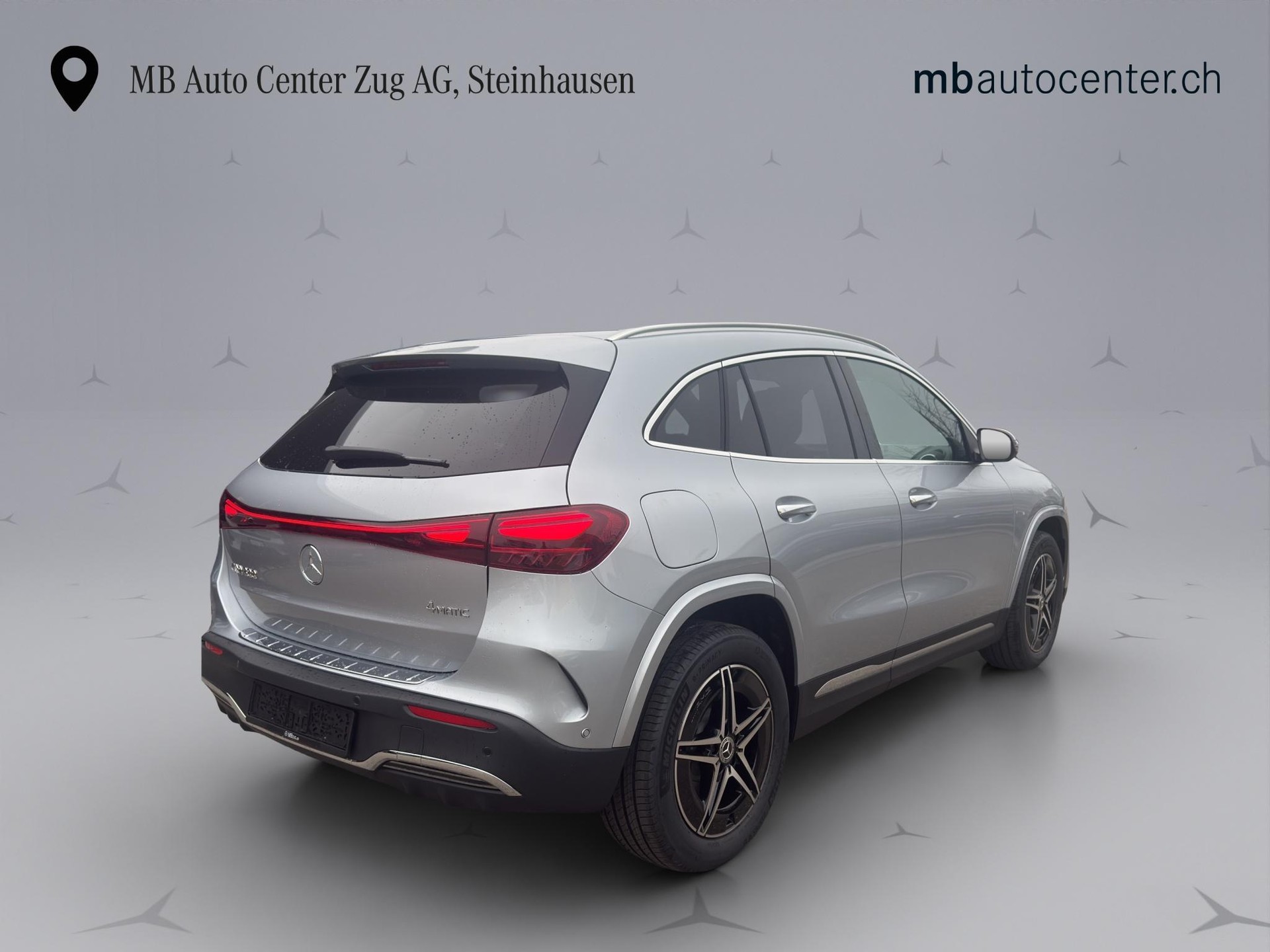 MERCEDES-BENZ EQA 300 AMG Line 4matic - 5