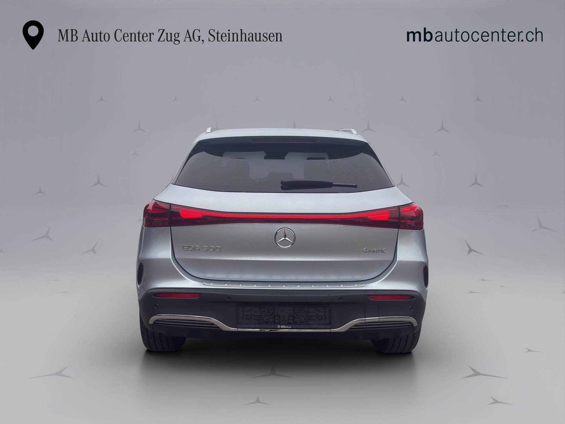 MERCEDES-BENZ EQA 300 AMG Line 4matic - 4