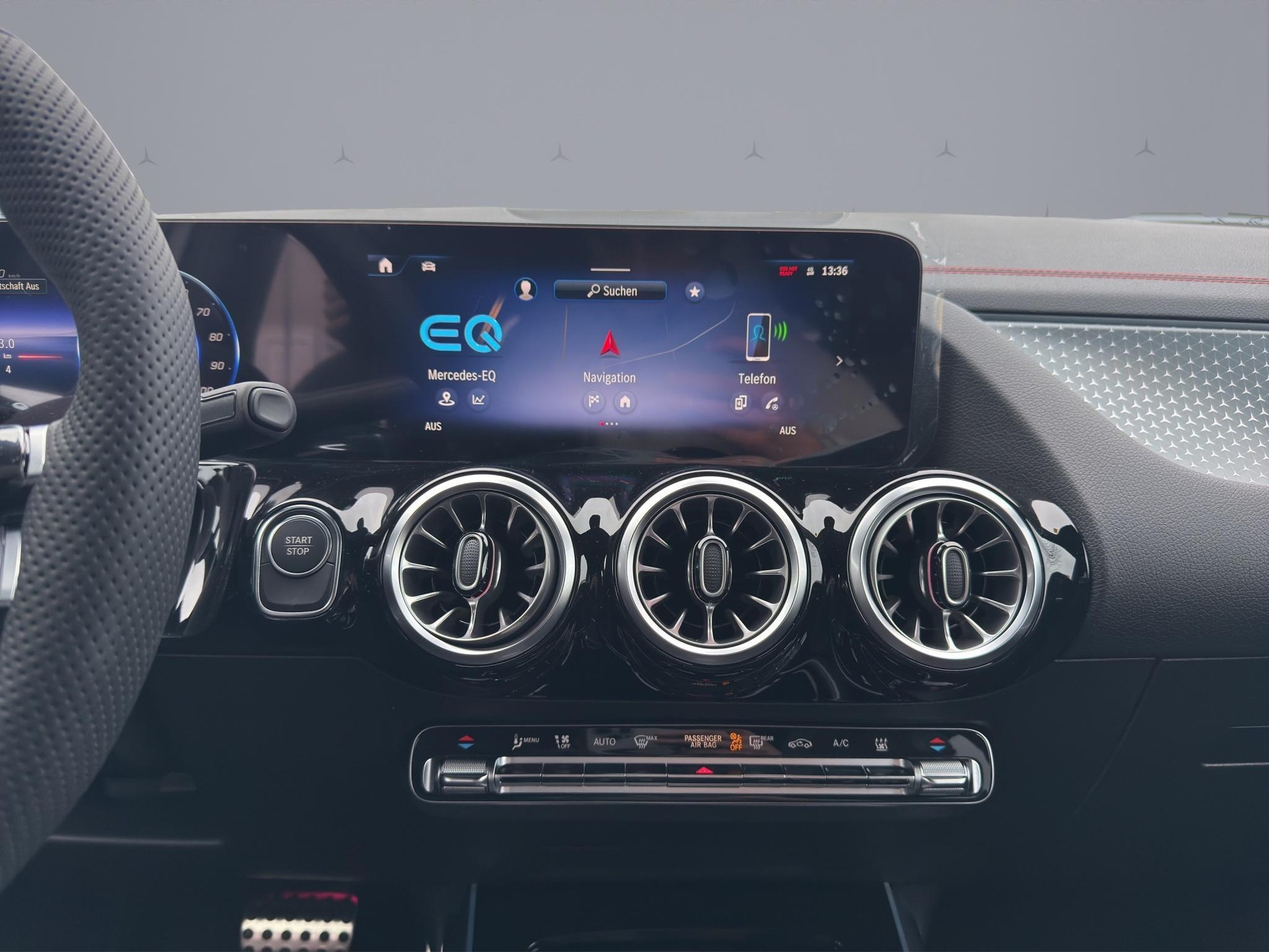 MERCEDES-BENZ EQA 300 AMG Line 4matic - 15