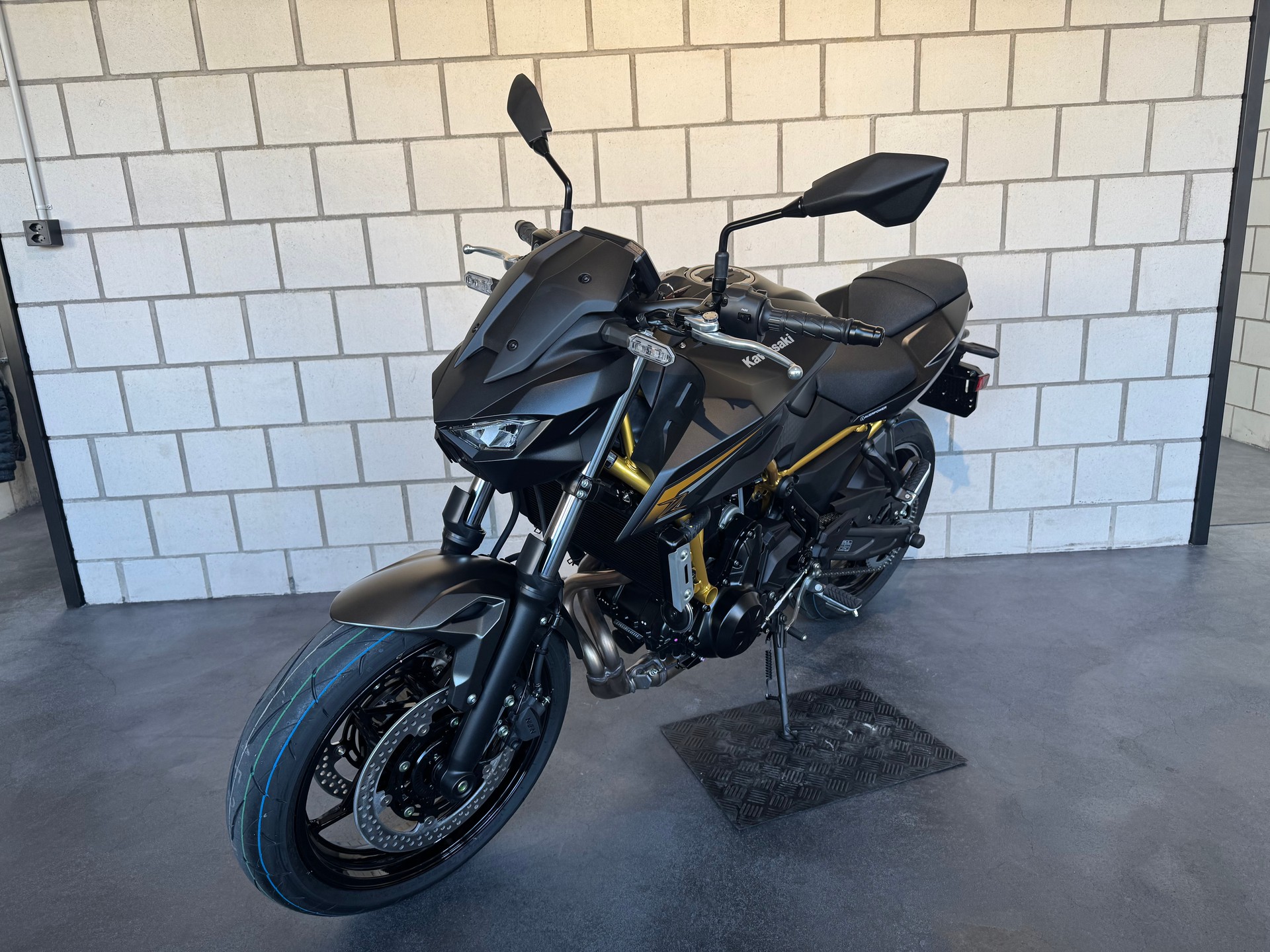 KAWASAKI Z 650 S (35kW) - 2
