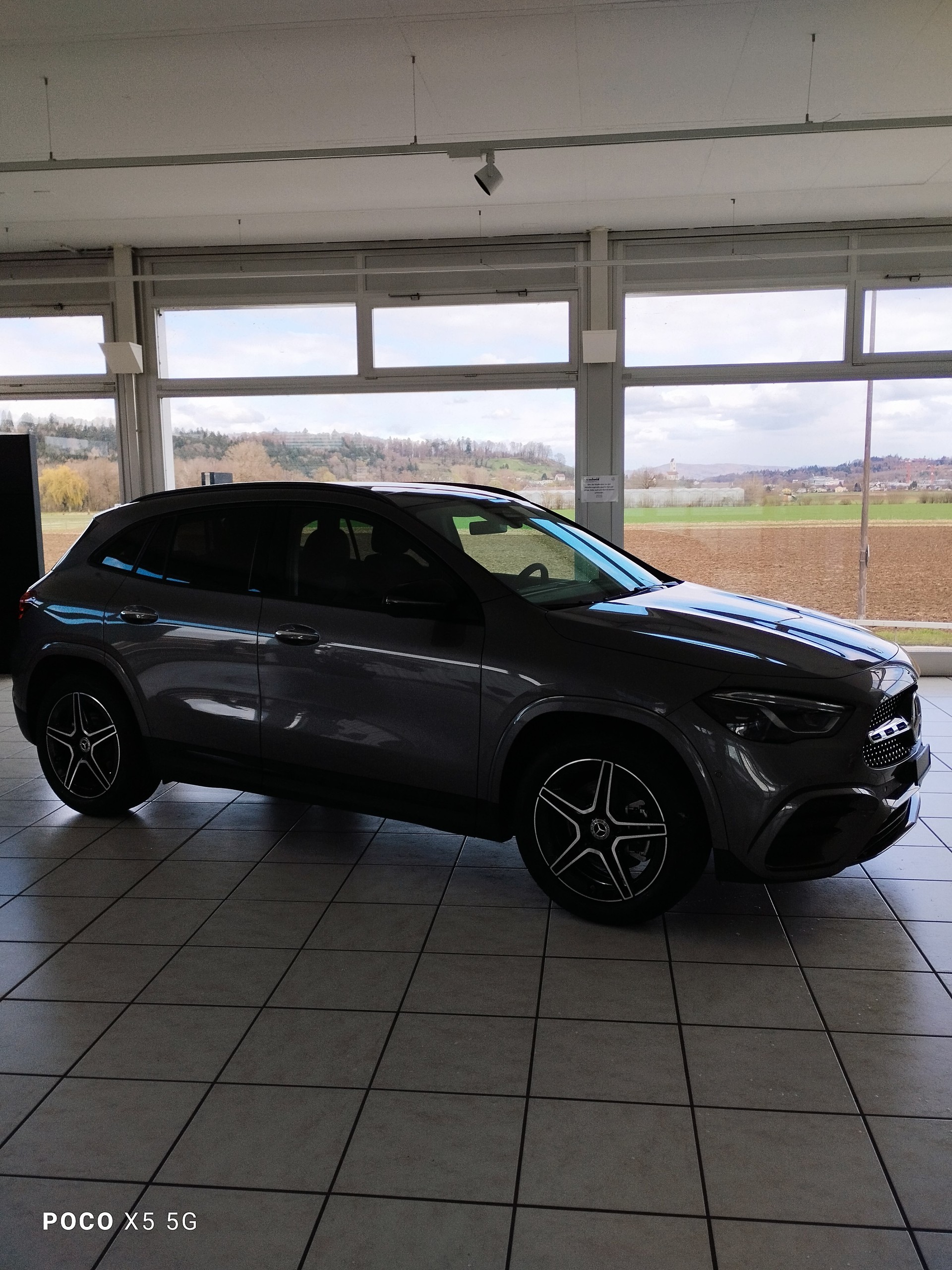 MERCEDES-BENZ GLA 200 Night Star - 2