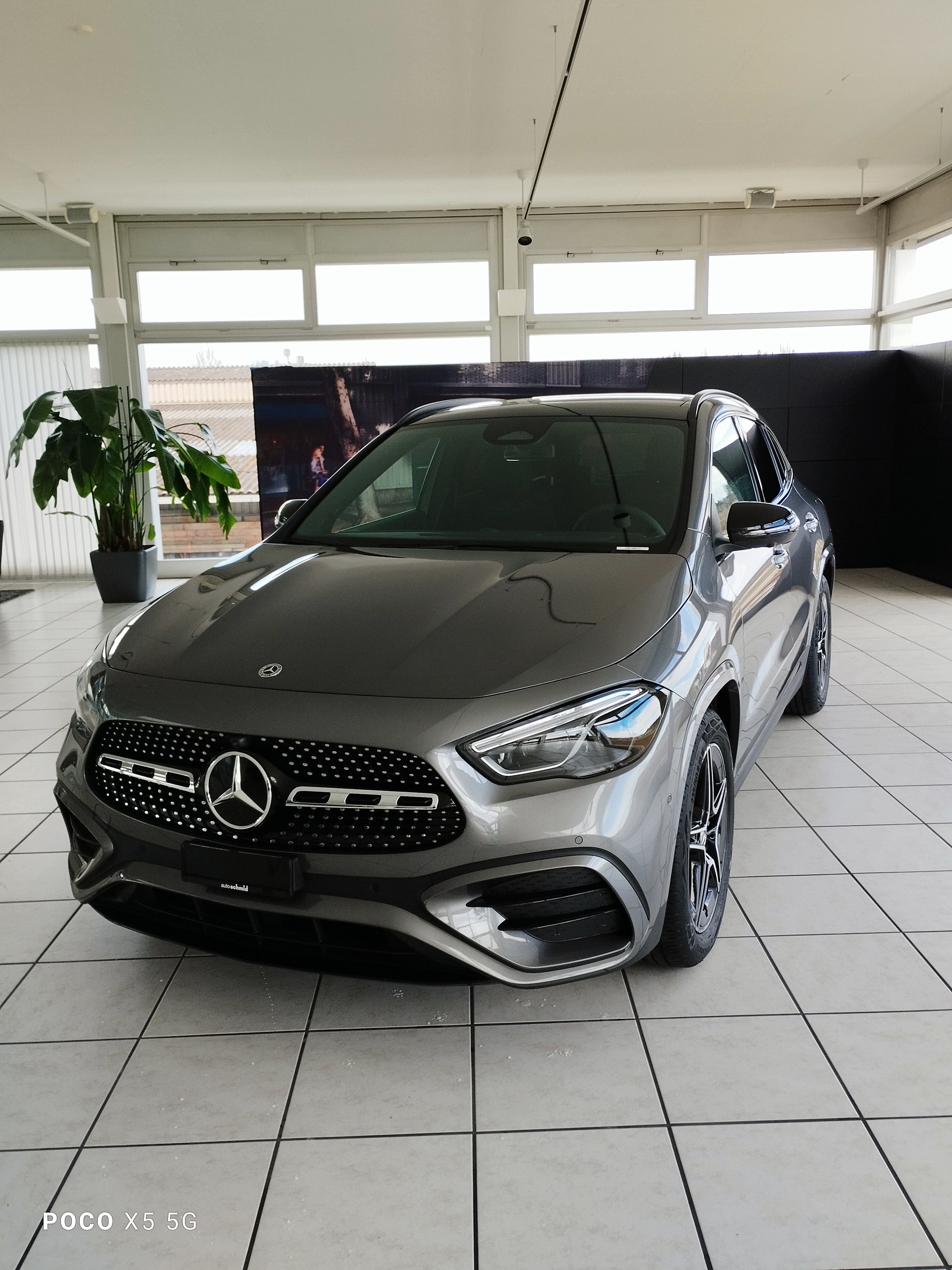 MERCEDES-BENZ GLA 200 Night Star