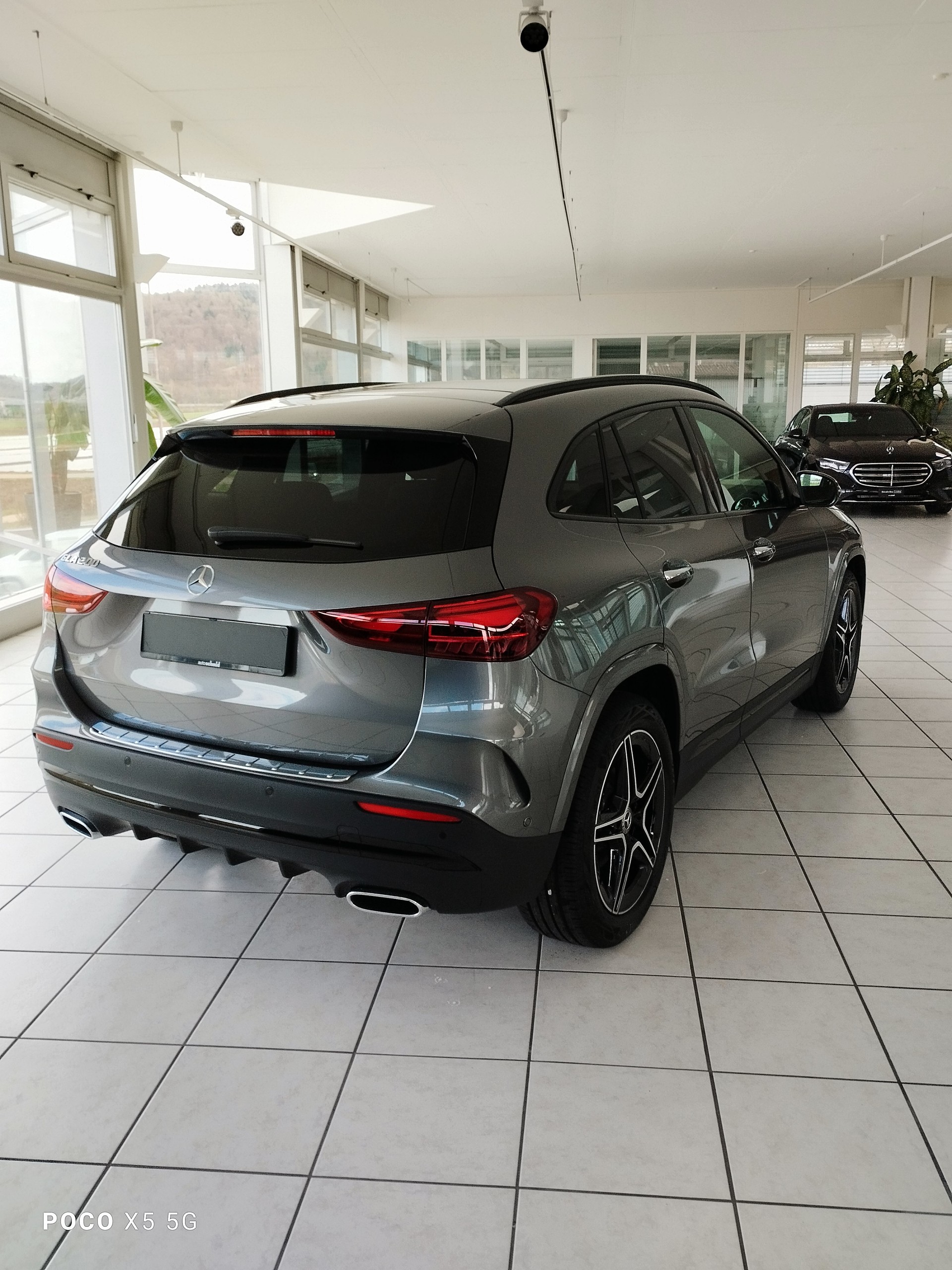 MERCEDES-BENZ GLA 200 Night Star - 4