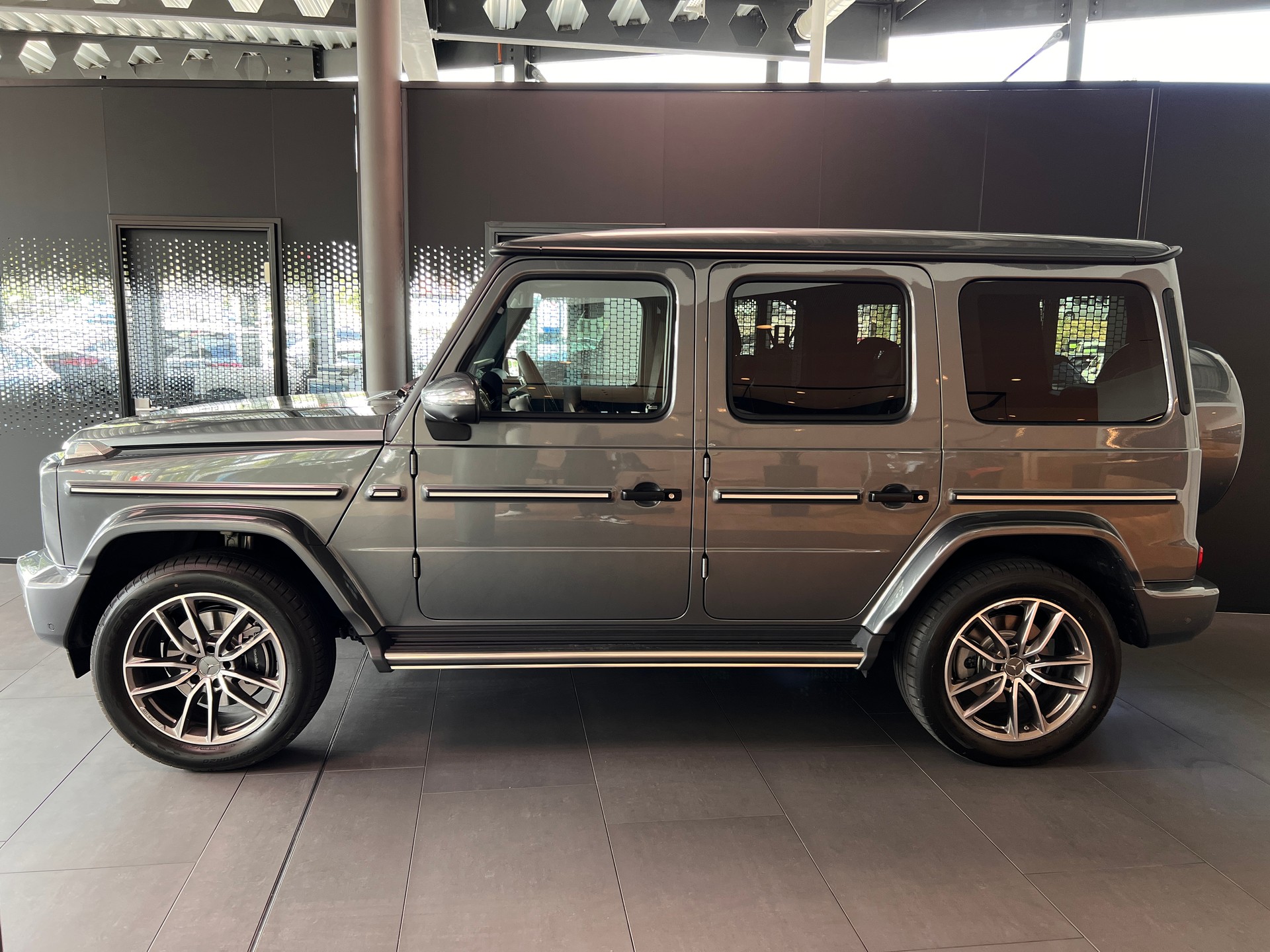 MERCEDES-BENZ G 450d 9G-Tronic - 3