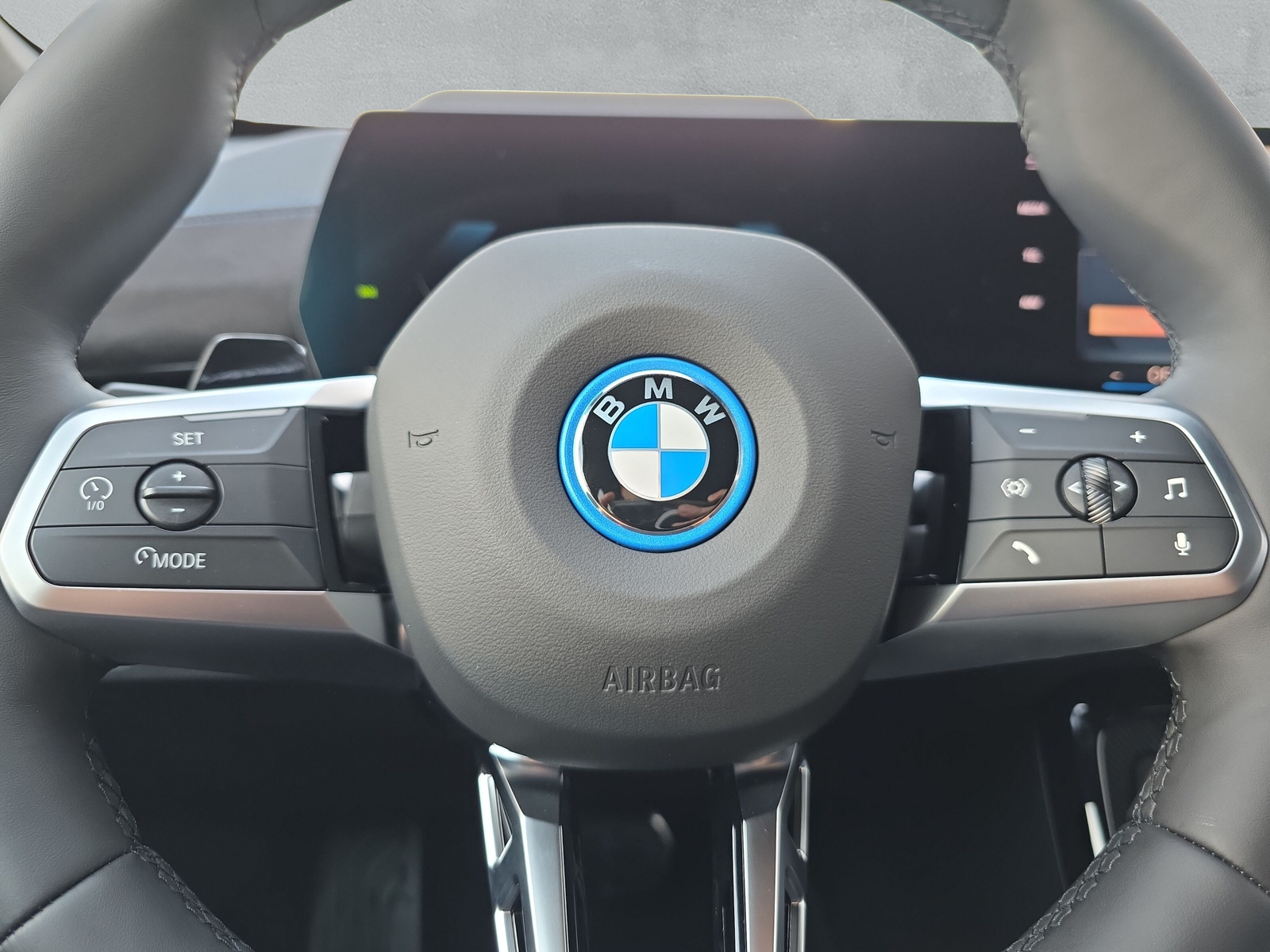 BMW iX1 xDrive 30 M Sport - 22