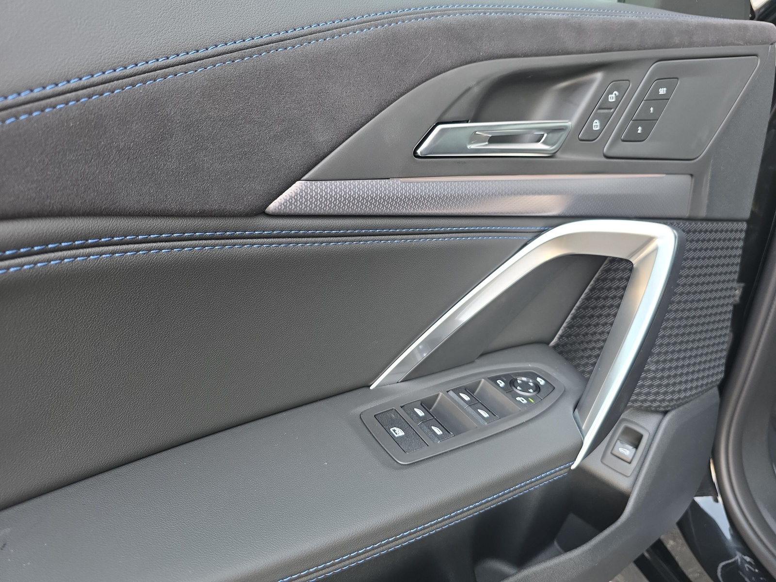 BMW iX1 xDrive 30 M Sport - 21
