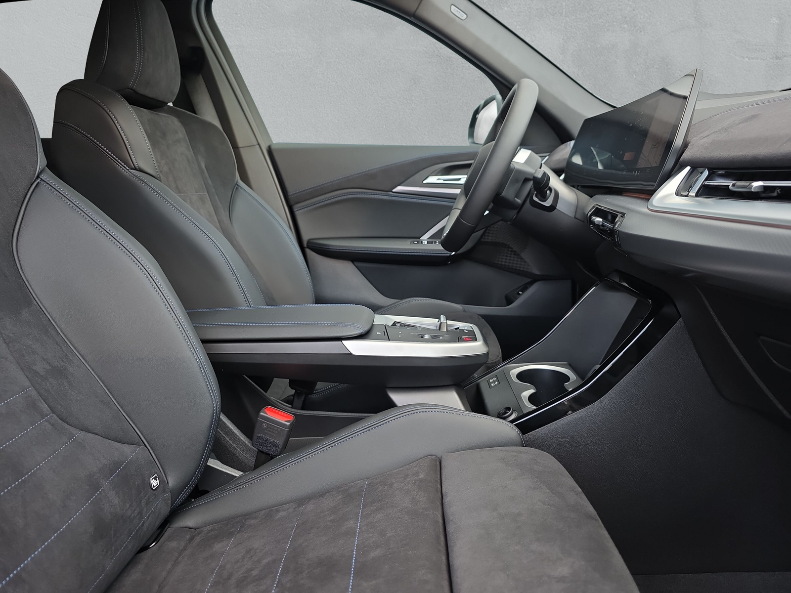 BMW iX1 xDrive 30 M Sport - 13