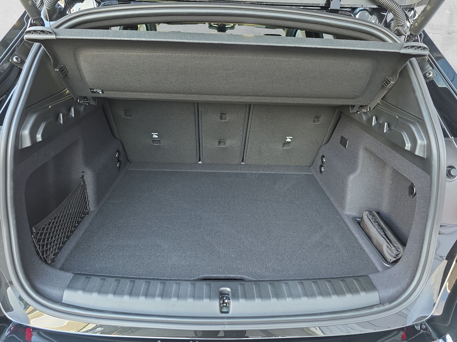 BMW iX1 xDrive 30 M Sport - 10