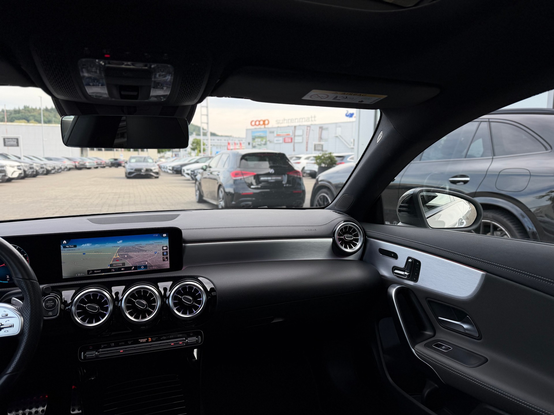 MERCEDES-BENZ CLA Shooting Brake 250 4Matic 7G-DCT AMG Line - 8