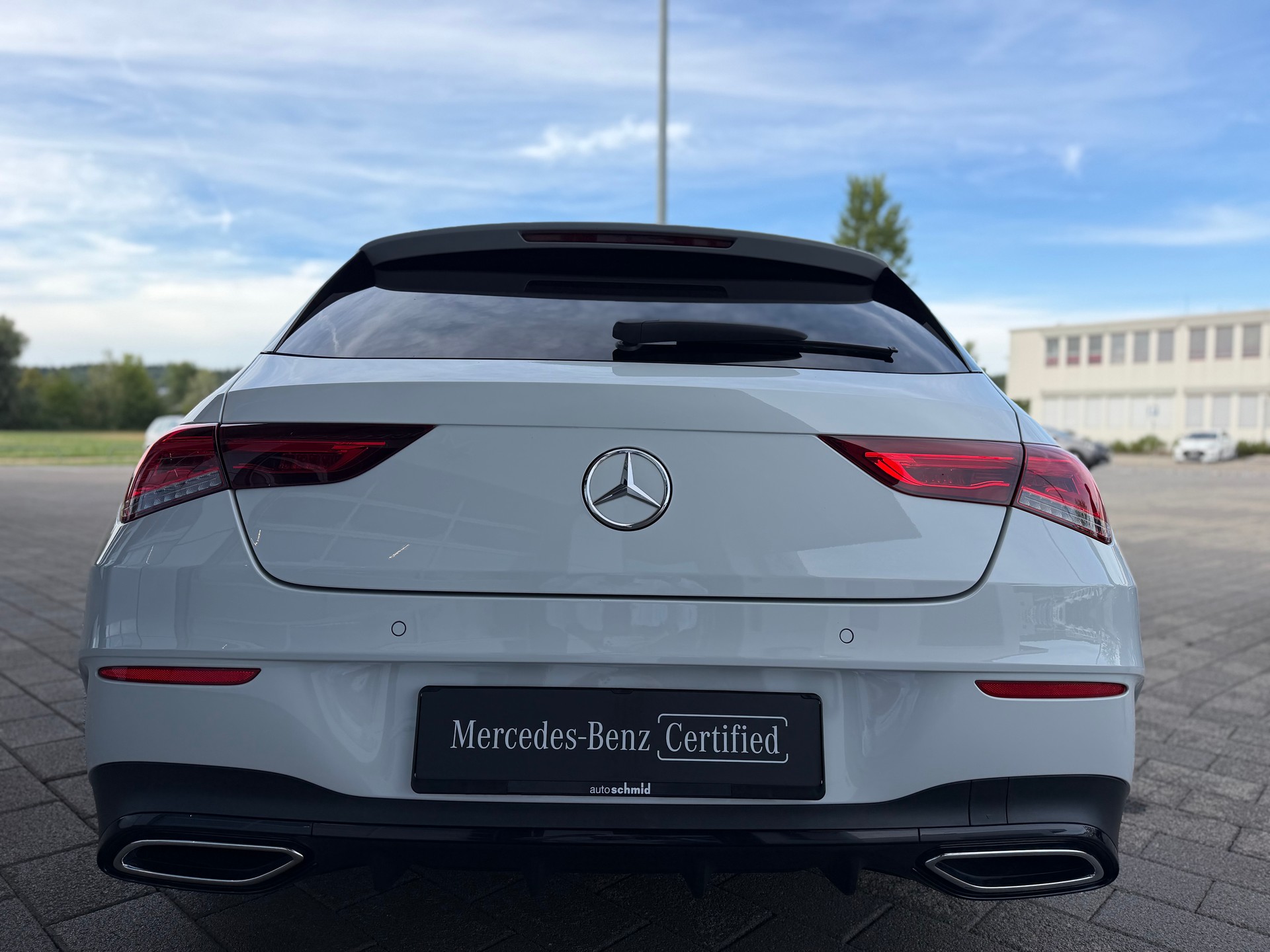 MERCEDES-BENZ CLA Shooting Brake 250 4Matic 7G-DCT AMG Line - 3