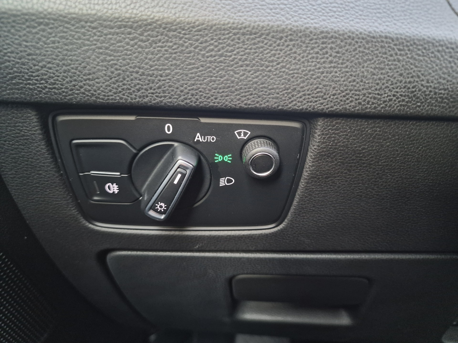 VW Passat Variant 1.4 TSI GTE Hybrid DSG 12Mt Gara 8x Bereif - 26