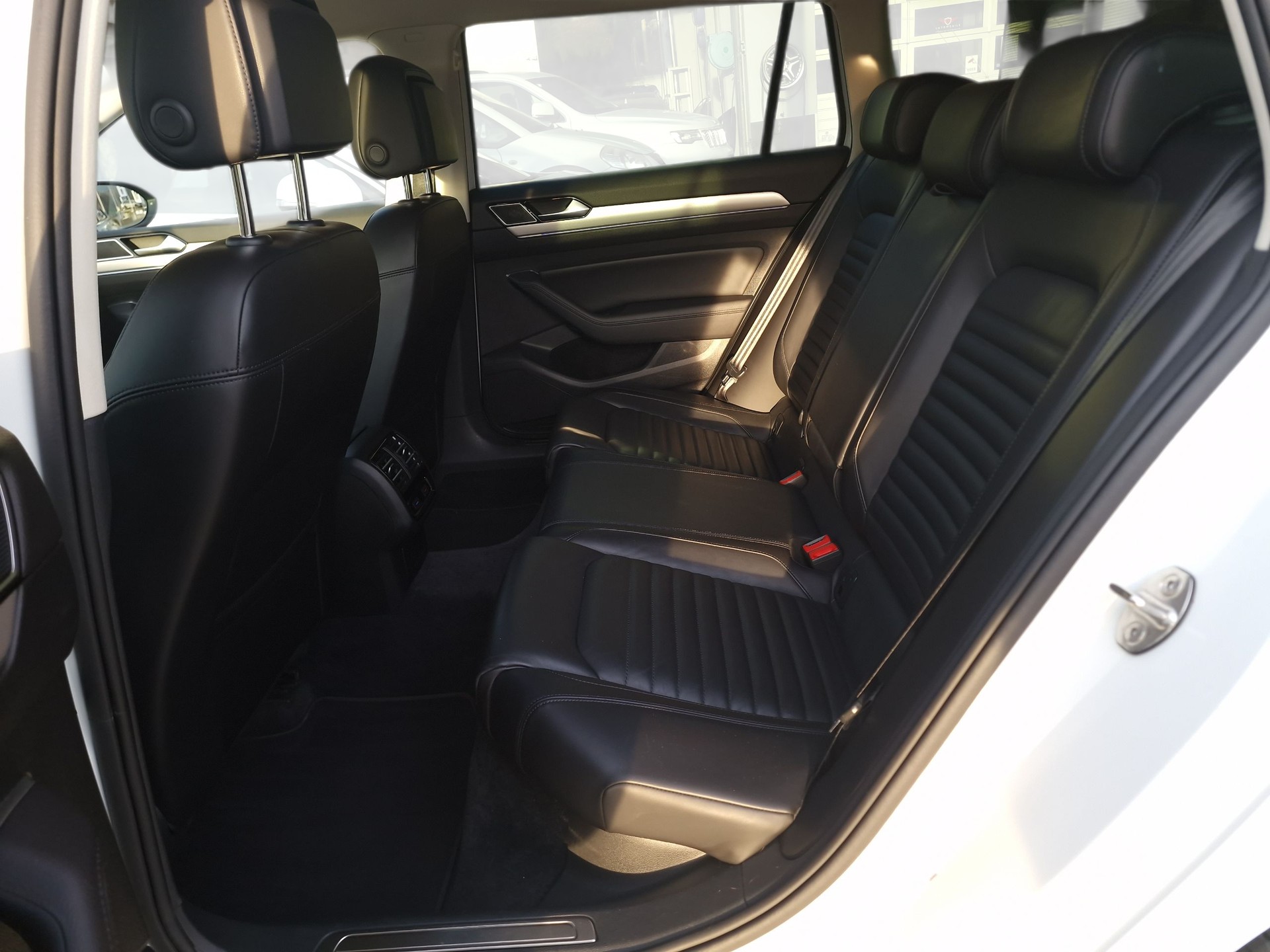 VW Passat Variant 1.4 TSI GTE Hybrid DSG 12Mt Gara 8x Bereif - 12