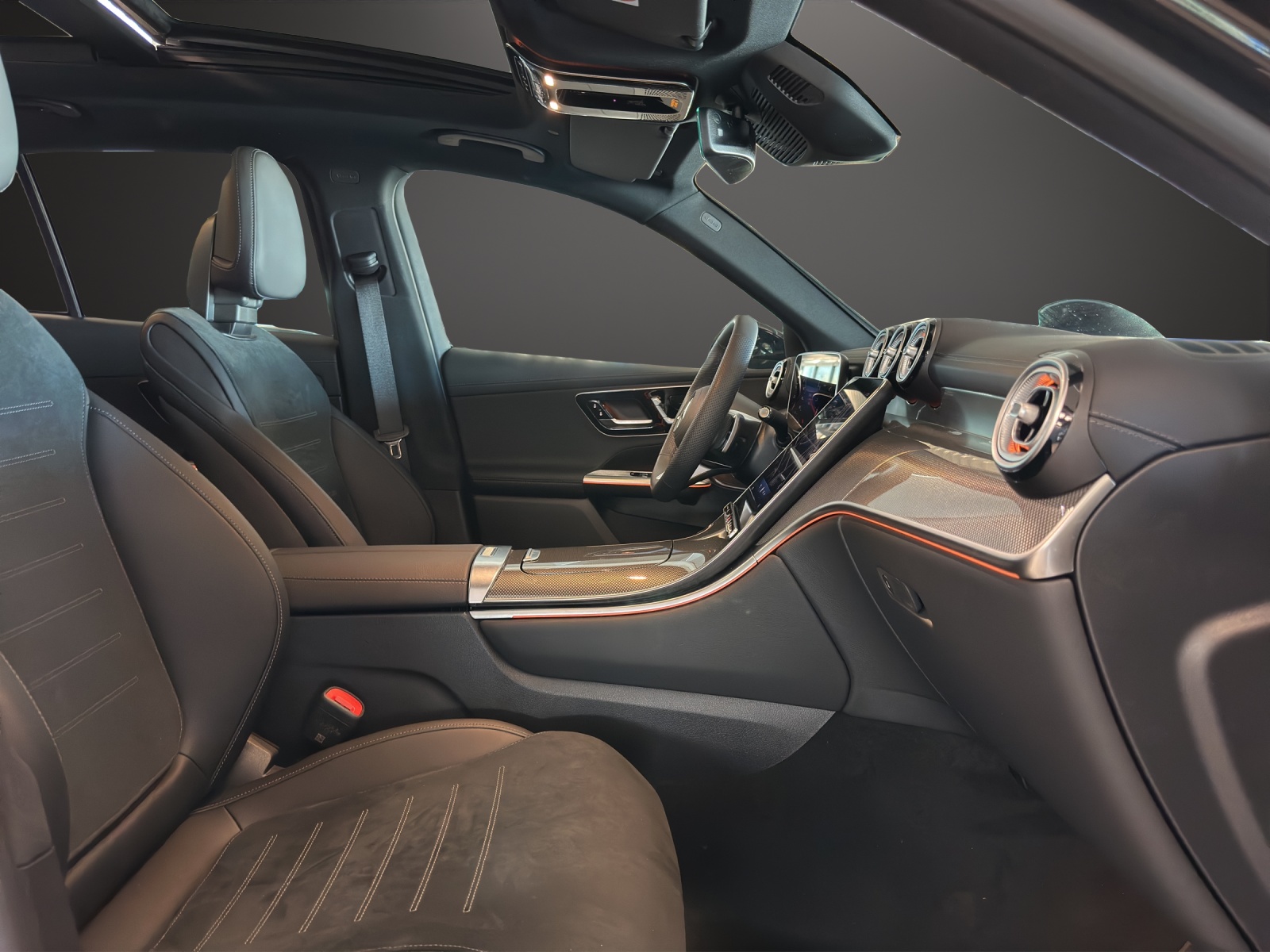 MERCEDES-BENZ GLC 300 4Matic 9G-Tronic - 11