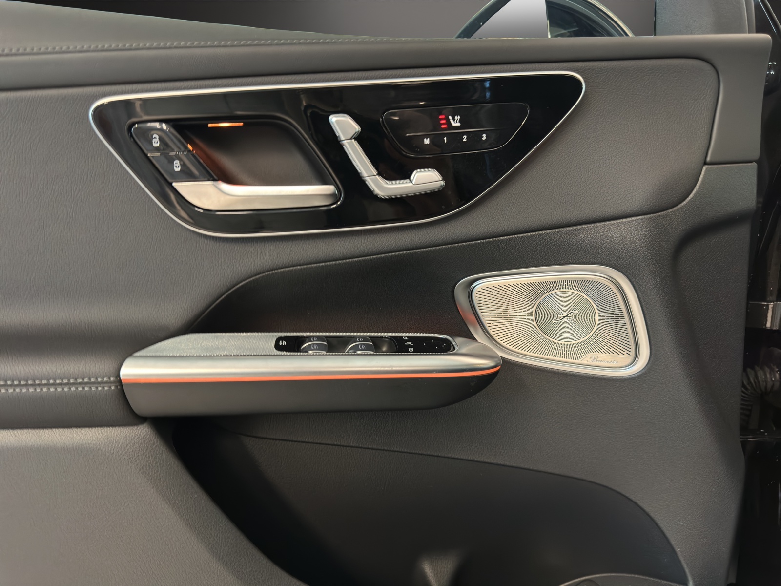 MERCEDES-BENZ GLC 300 4Matic 9G-Tronic - 13