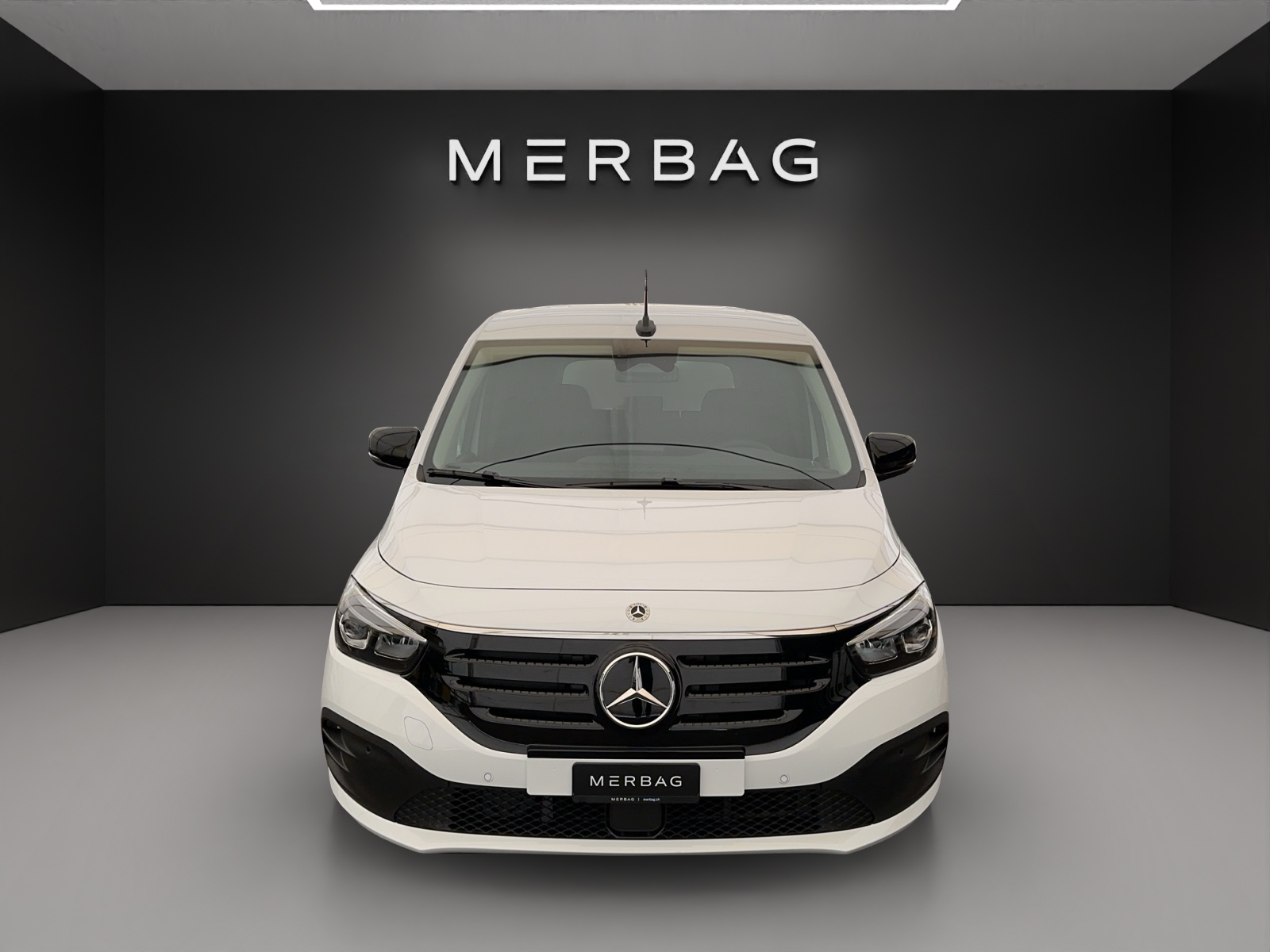 MERCEDES-BENZ EQT Standard 2716mm S - 2