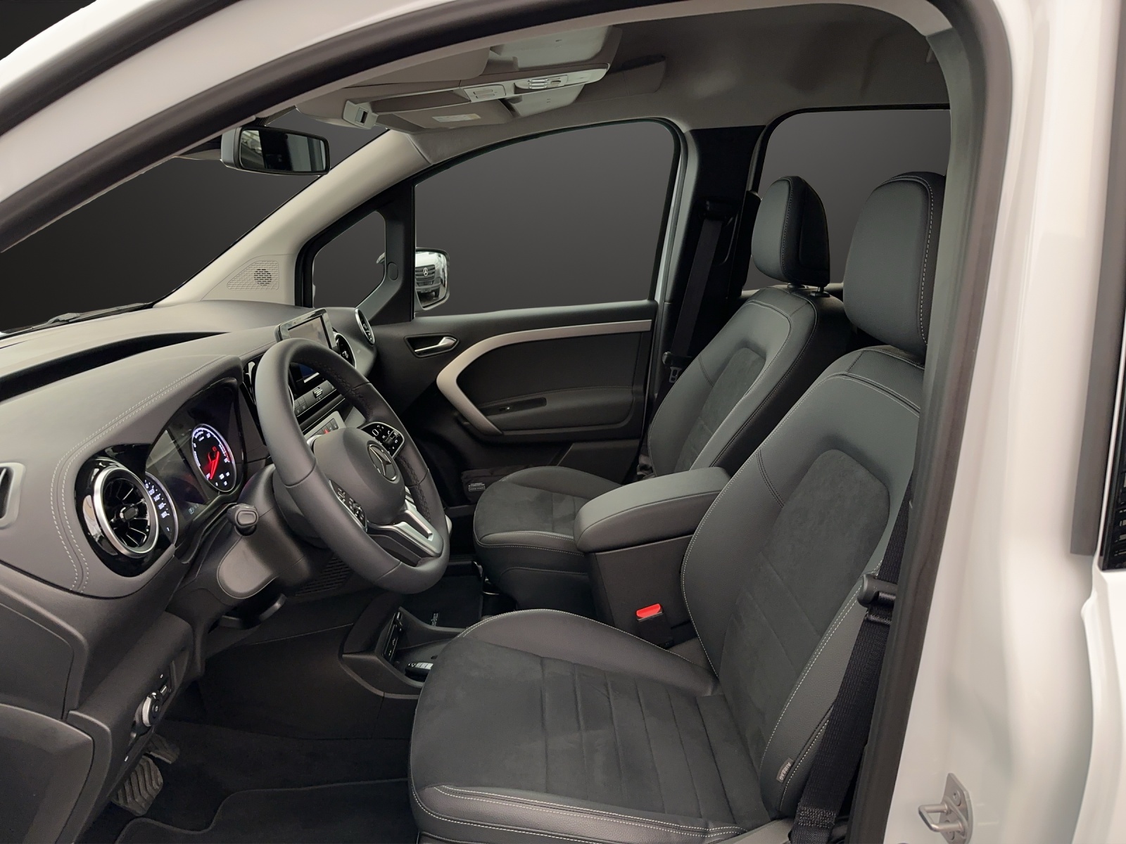MERCEDES-BENZ EQT Standard 2716mm S - 9