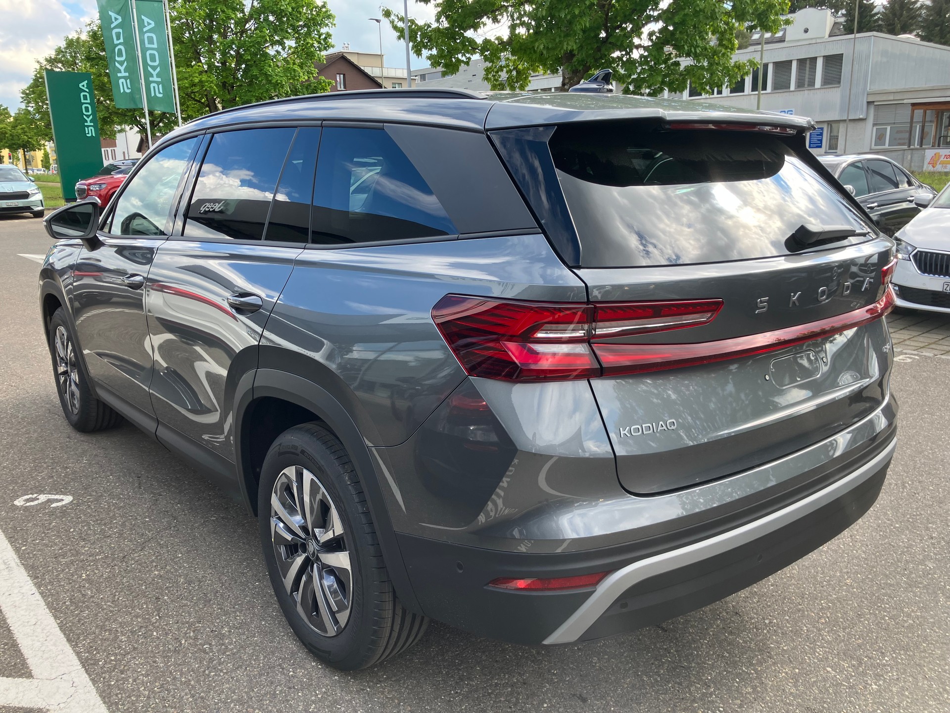 SKODA Kodiaq 2.0 TSI Dynamic 4x4 DSG - 4