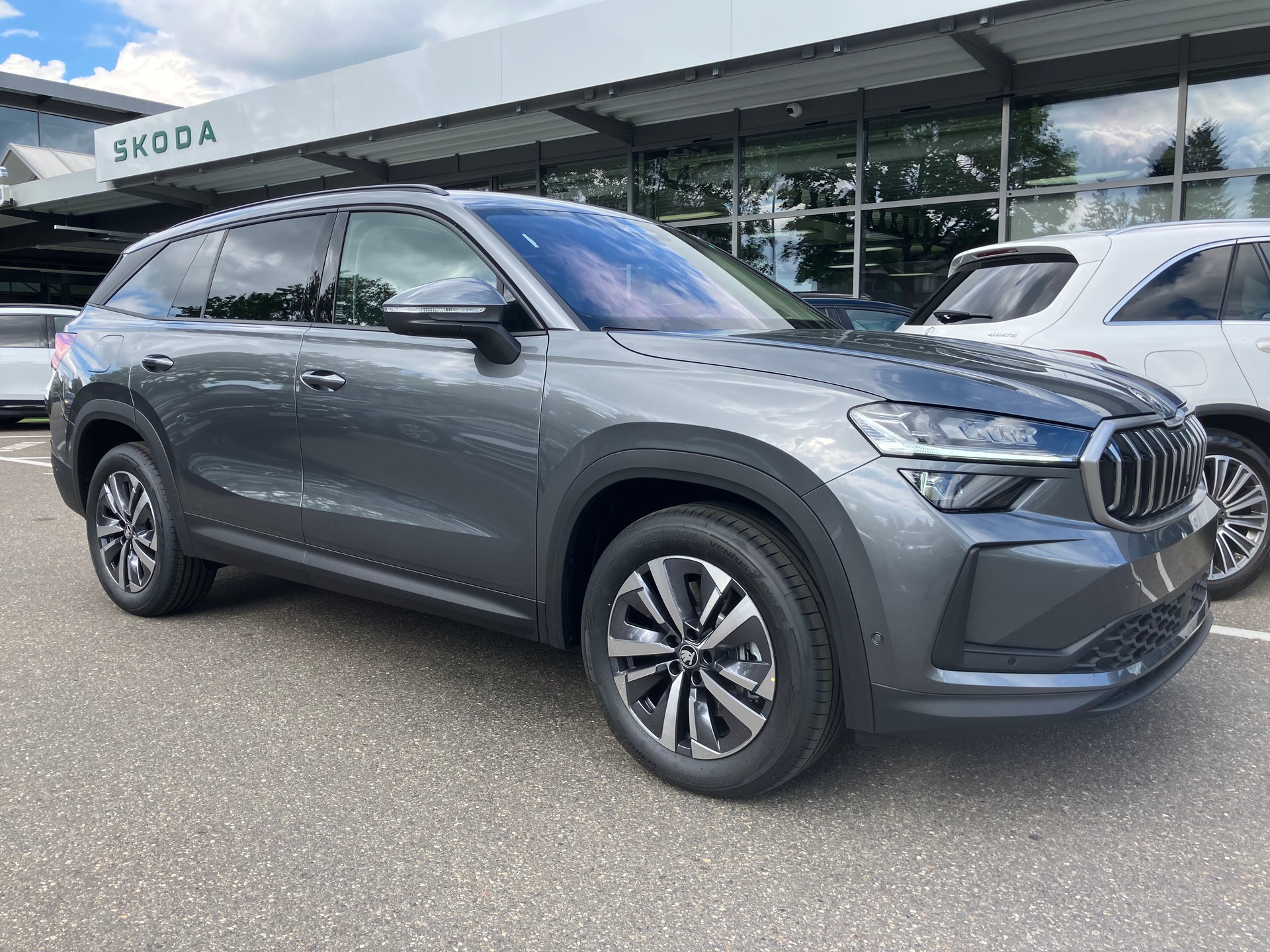 SKODA Kodiaq 2.0 TSI Dynamic 4x4 DSG - 2