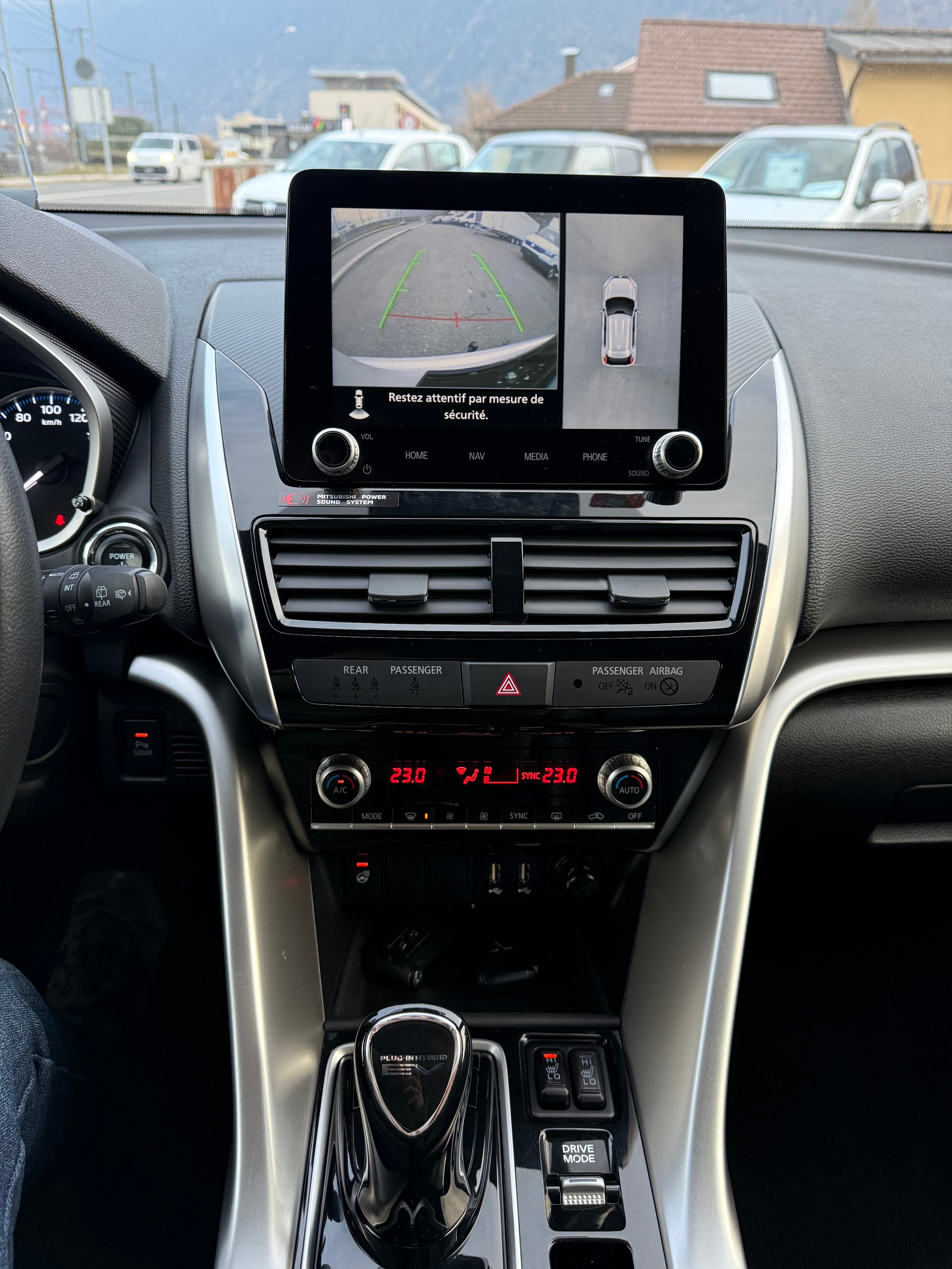 MITSUBISHI Eclipse Cross 2.4 PHEV Instyle 4WD - 11