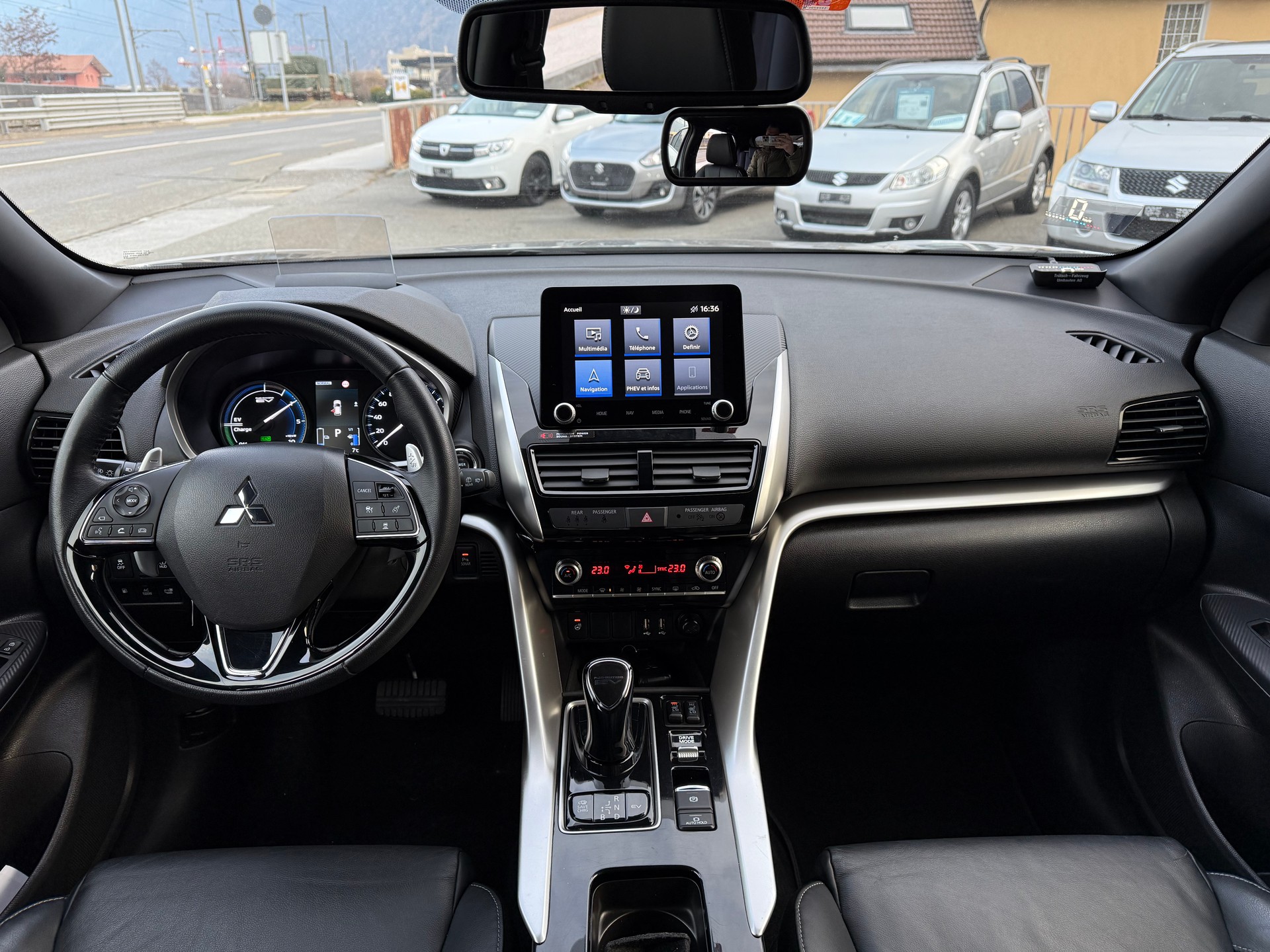 MITSUBISHI Eclipse Cross 2.4 PHEV Instyle 4WD - 9