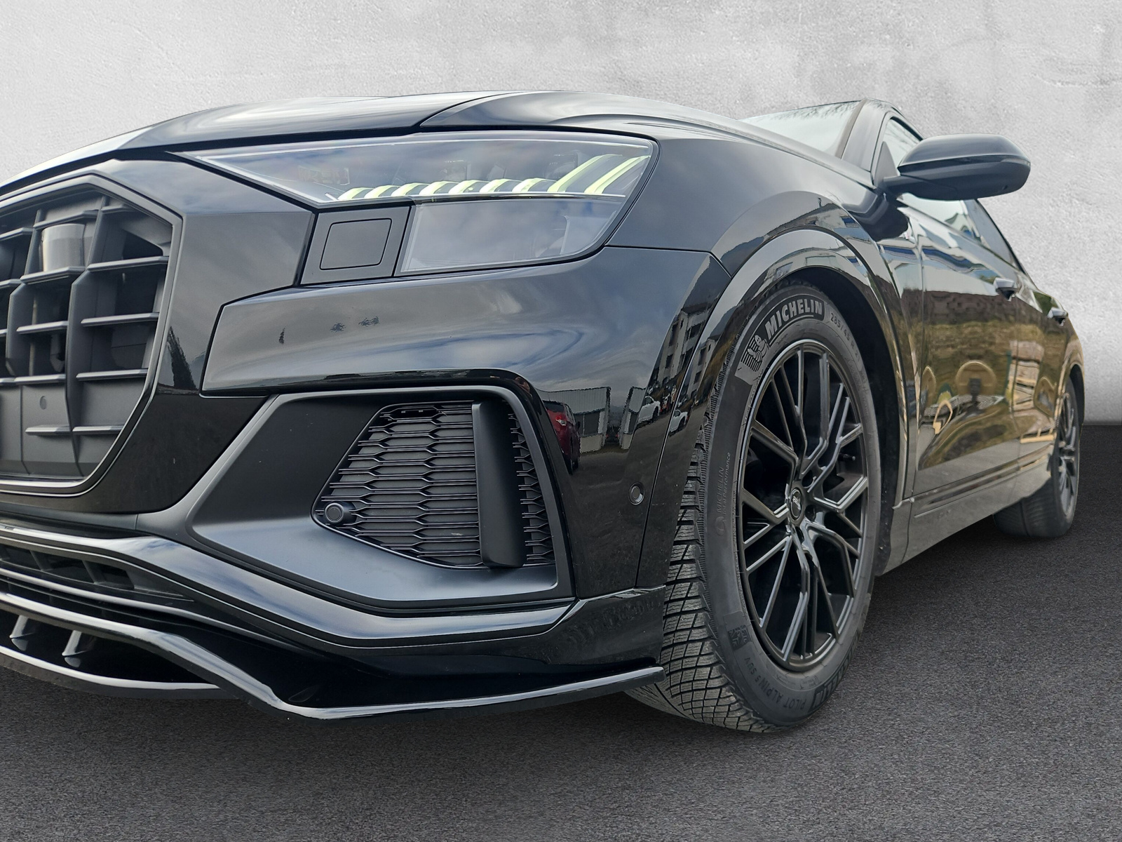 AUDI Q8 50 TDI Black Edition Quattro - 8