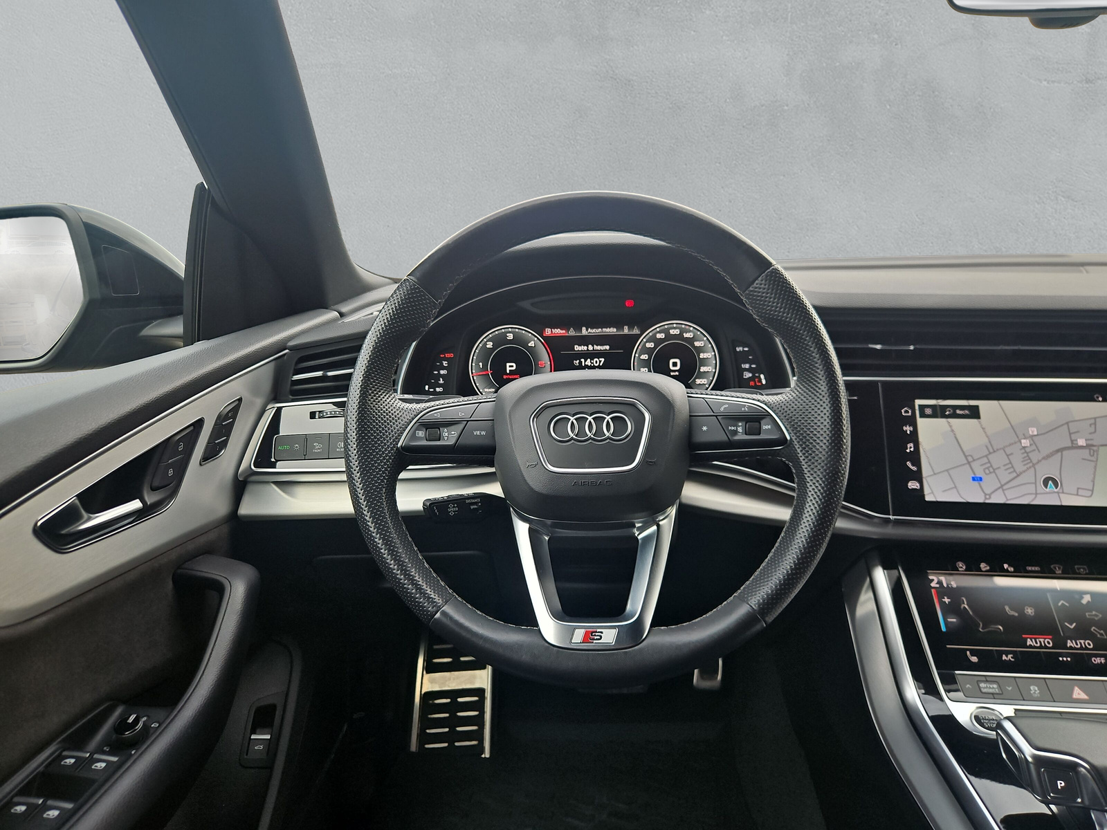 AUDI Q8 50 TDI Black Edition Quattro - 16