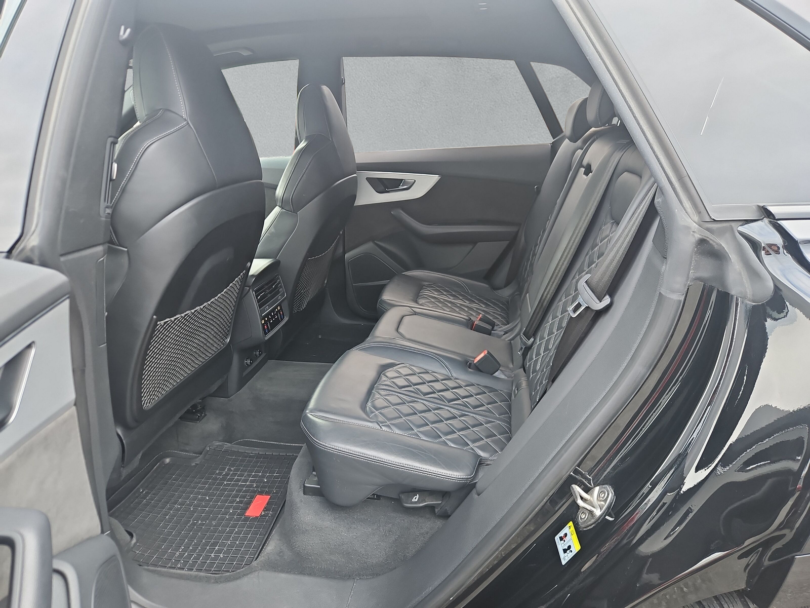 AUDI Q8 50 TDI Black Edition Quattro - 12