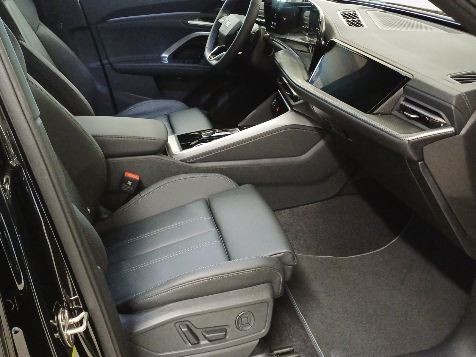 AUDI Q5 e-hybrid quattro 270 kW S-tronic - 16