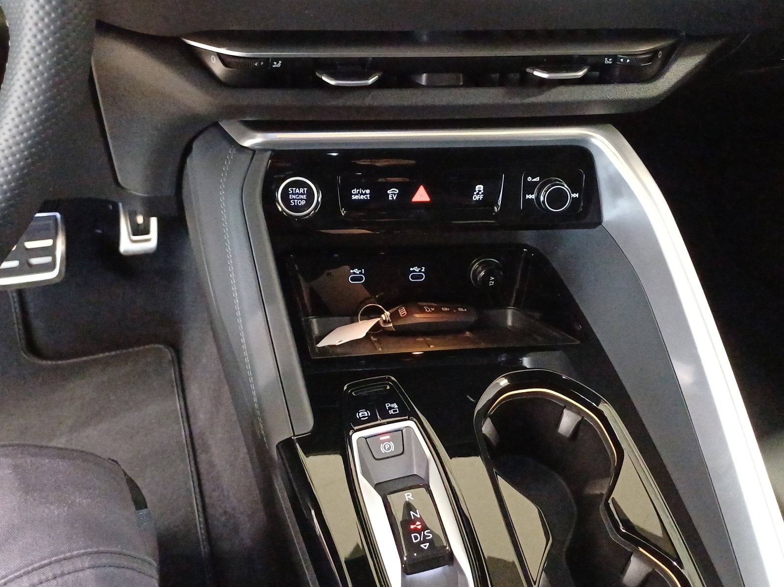 AUDI Q5 e-hybrid quattro 270 kW S-tronic - 11